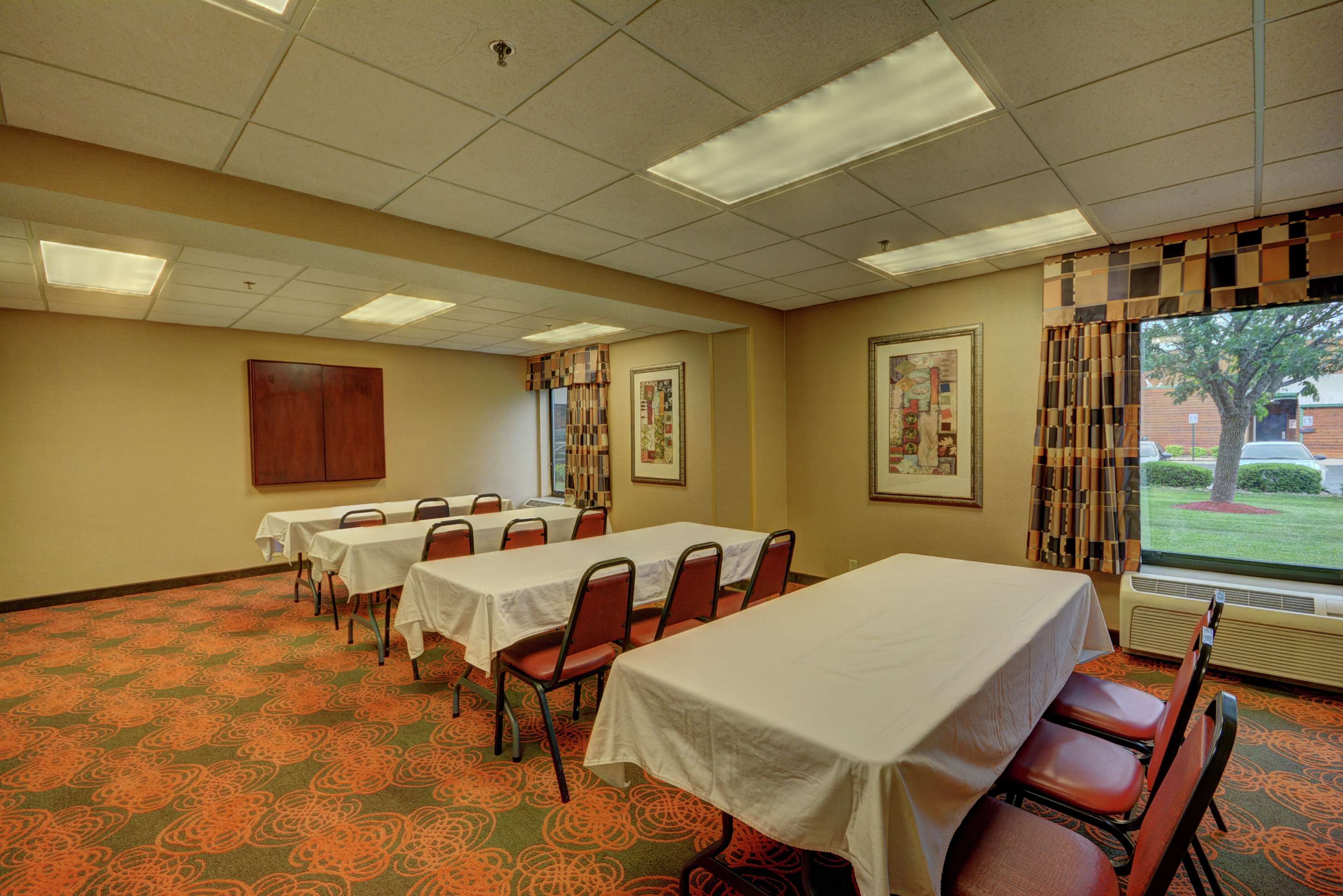 Meeting Room | Hampton Inn Indianapolis-South