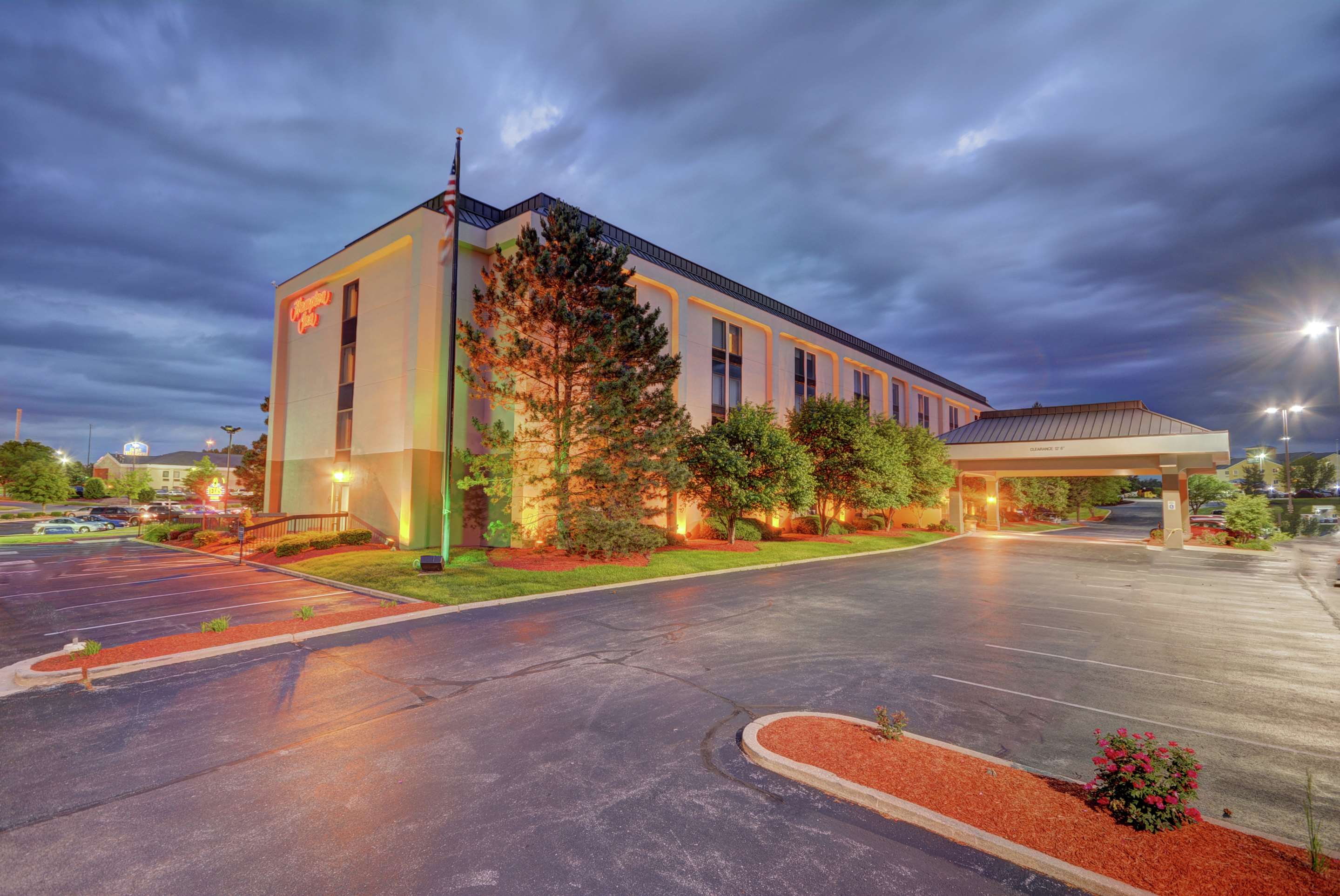 Exterior | Hampton Inn Indianapolis-South