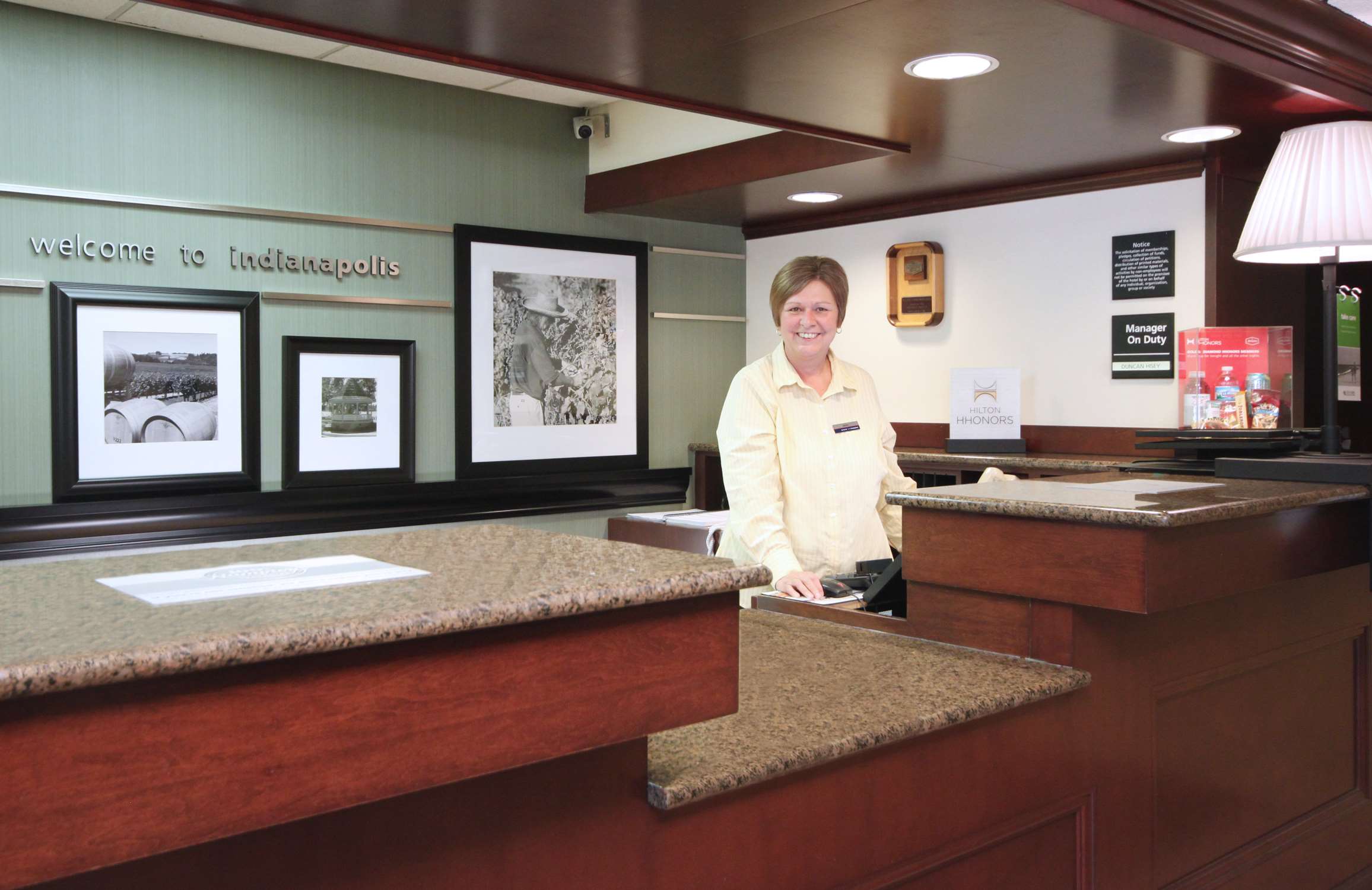 Reception | Hampton Inn Indianapolis-South