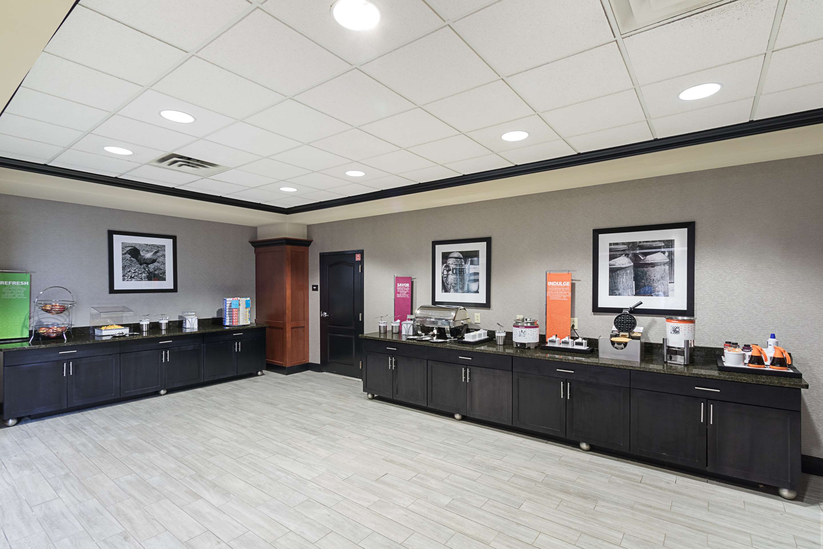 Restaurant | Hampton Inn & Suites Indianapolis/Brownsburg