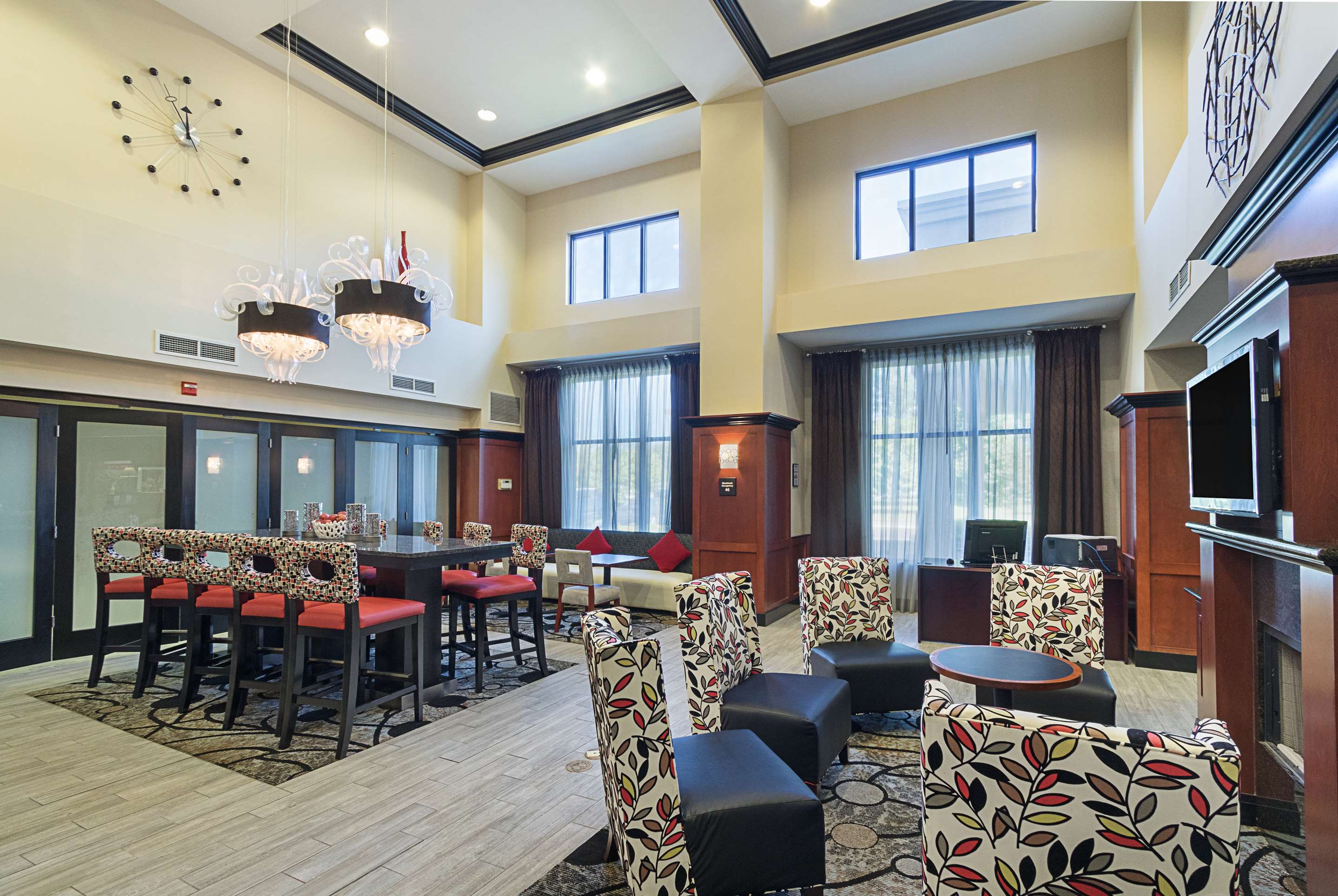 Reception | Hampton Inn & Suites Indianapolis/Brownsburg