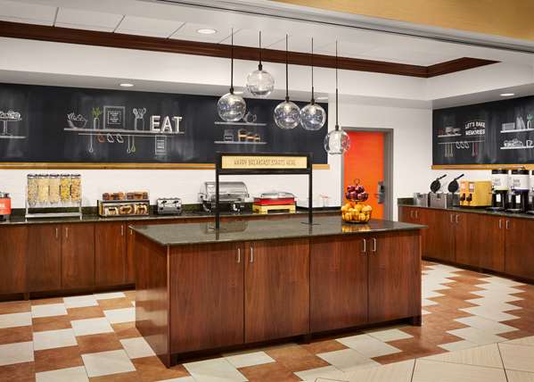 Amenities - Hampton Inn Northwest Park 100 Indianapolis