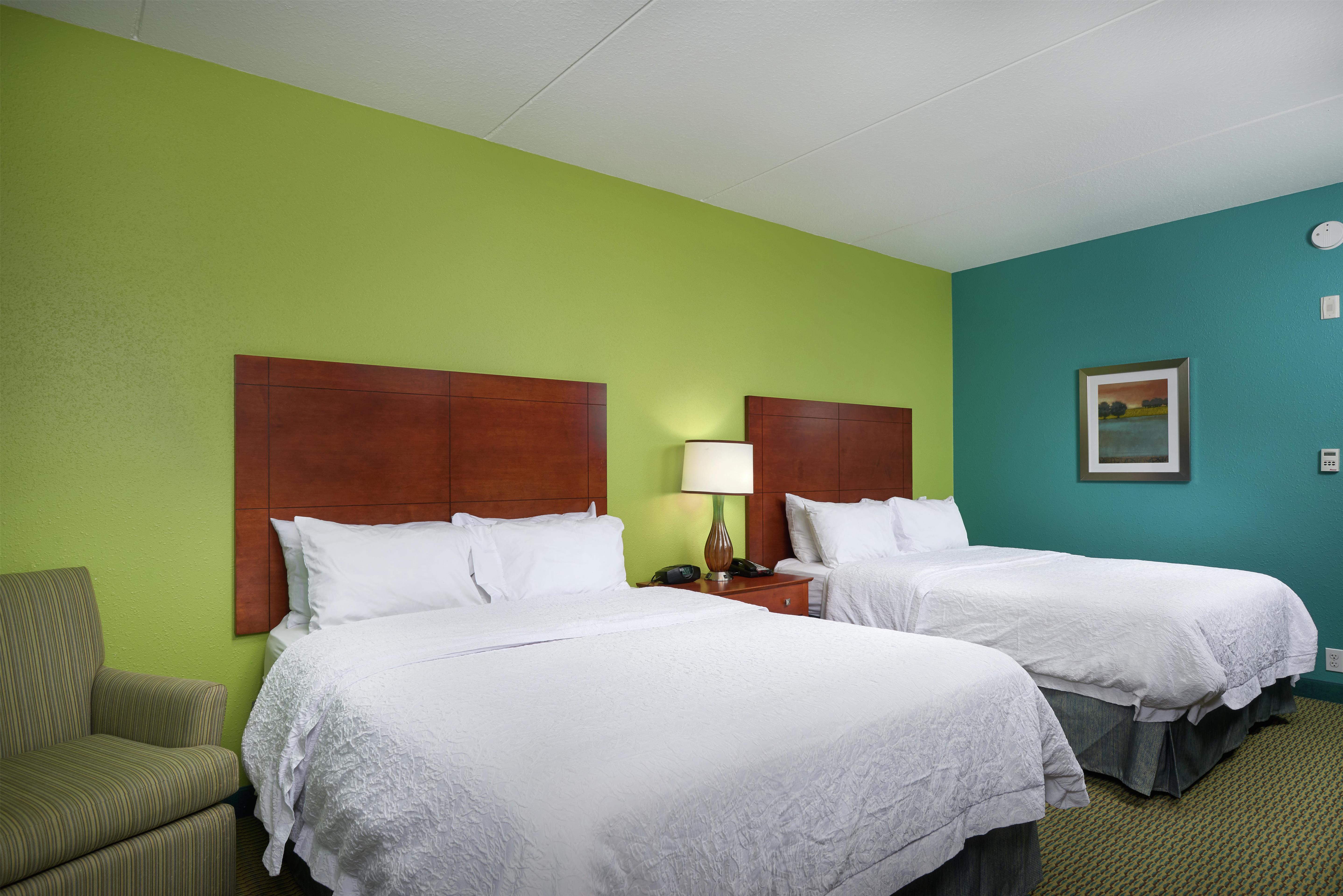 Hampton Inn Bermuda Run / Advance Room Type - 2 QUEEN BEDS NONSMOKING