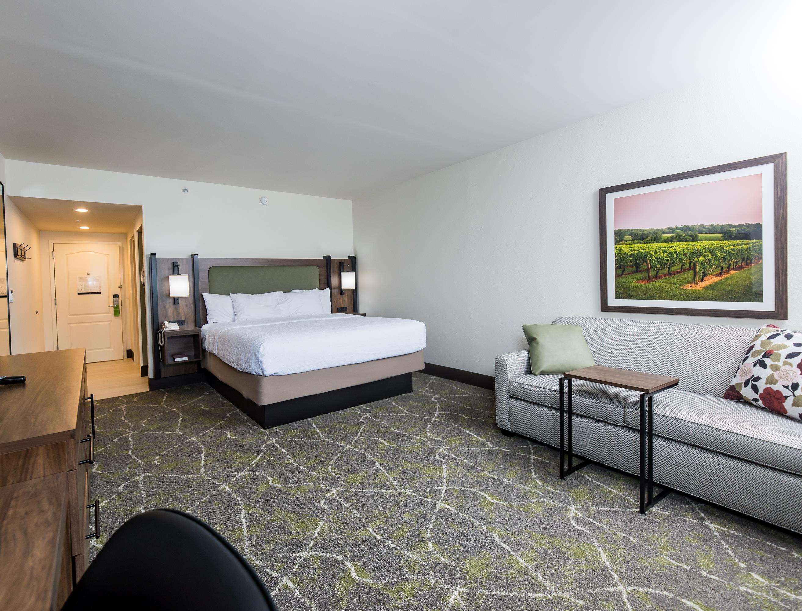 Guest room