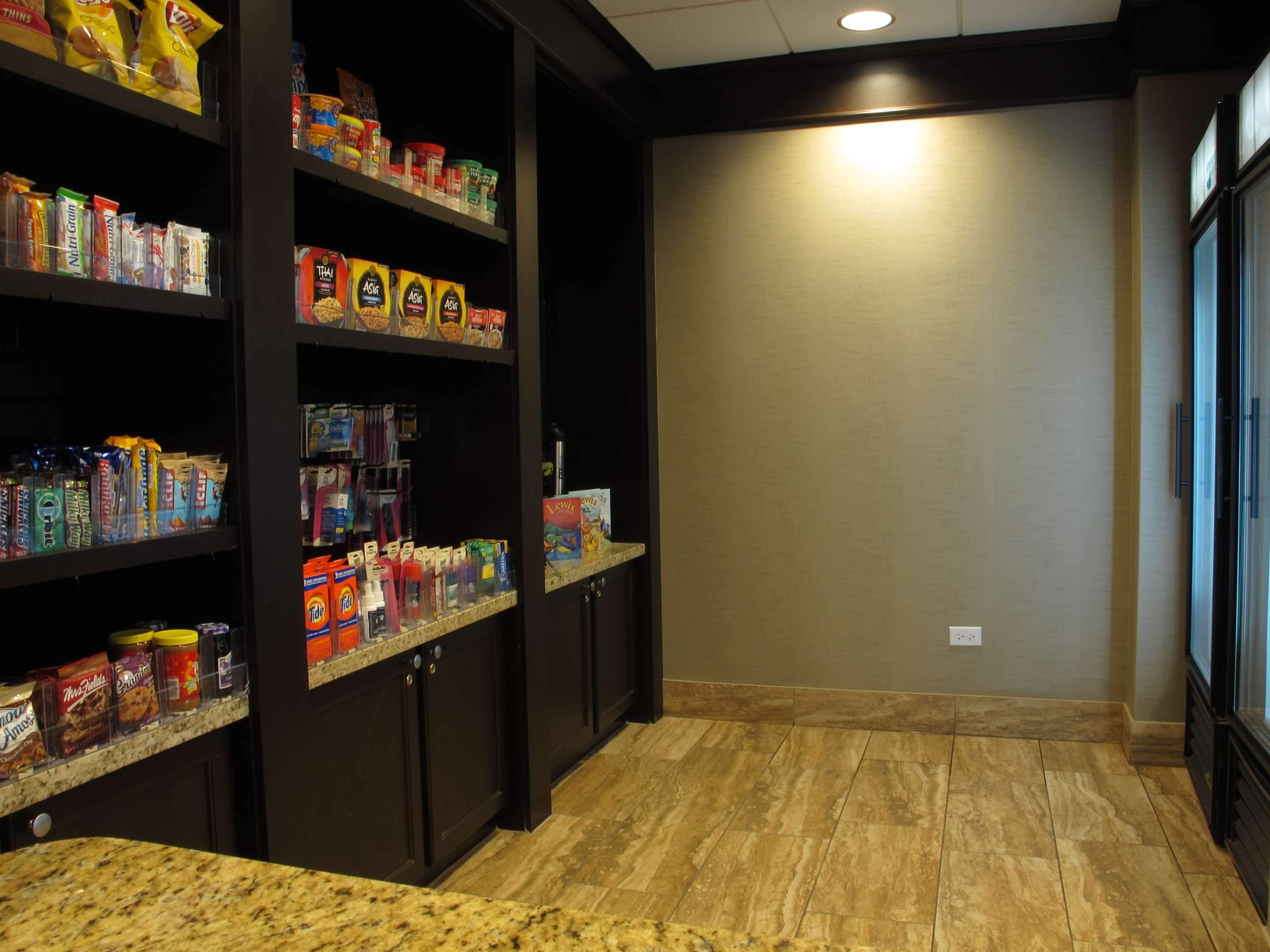 Restaurant | Homewood Suites by Hilton Coralville - Iowa River Landing