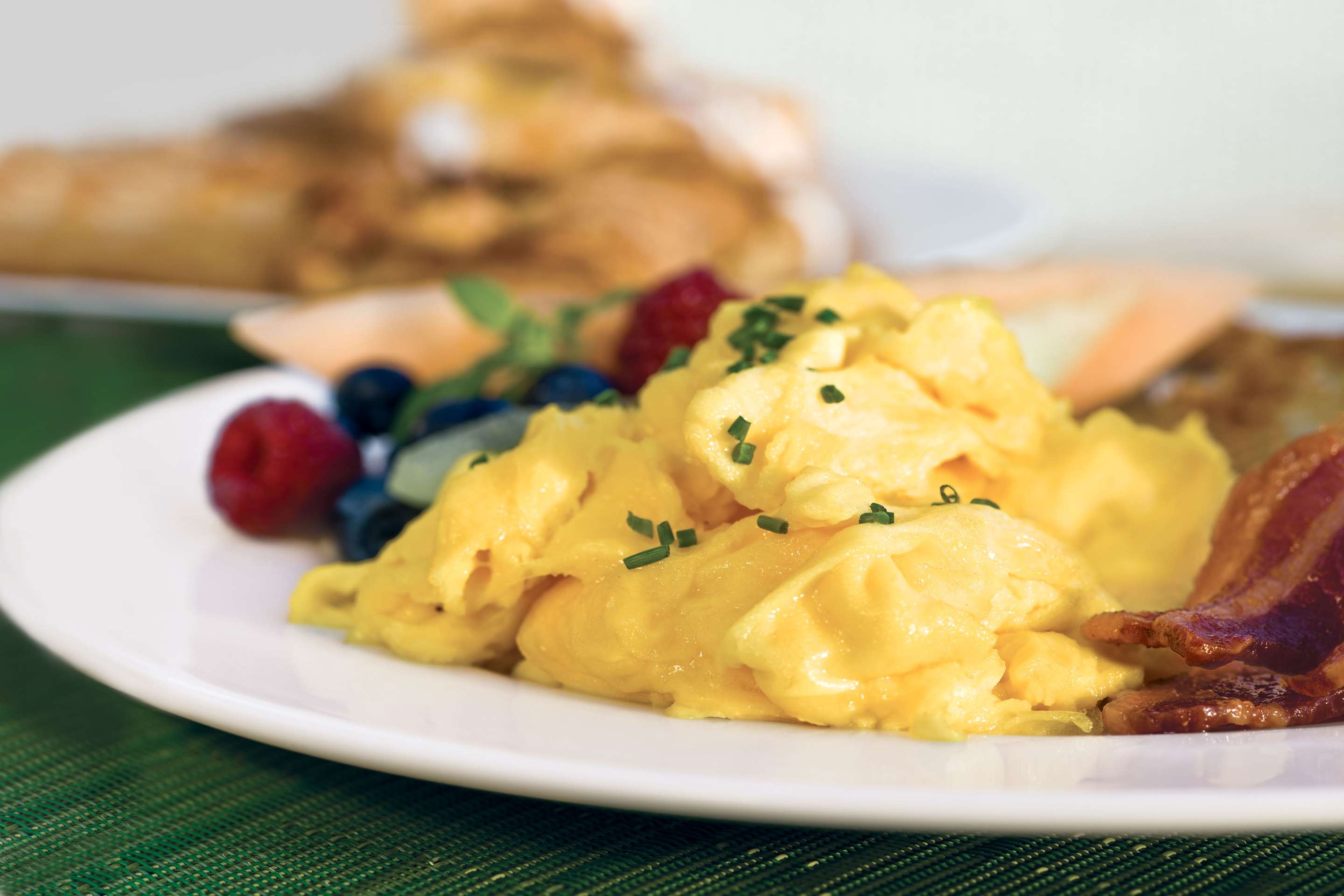 Restaurant | Homewood Suites by Hilton Coralville - Iowa River Landing