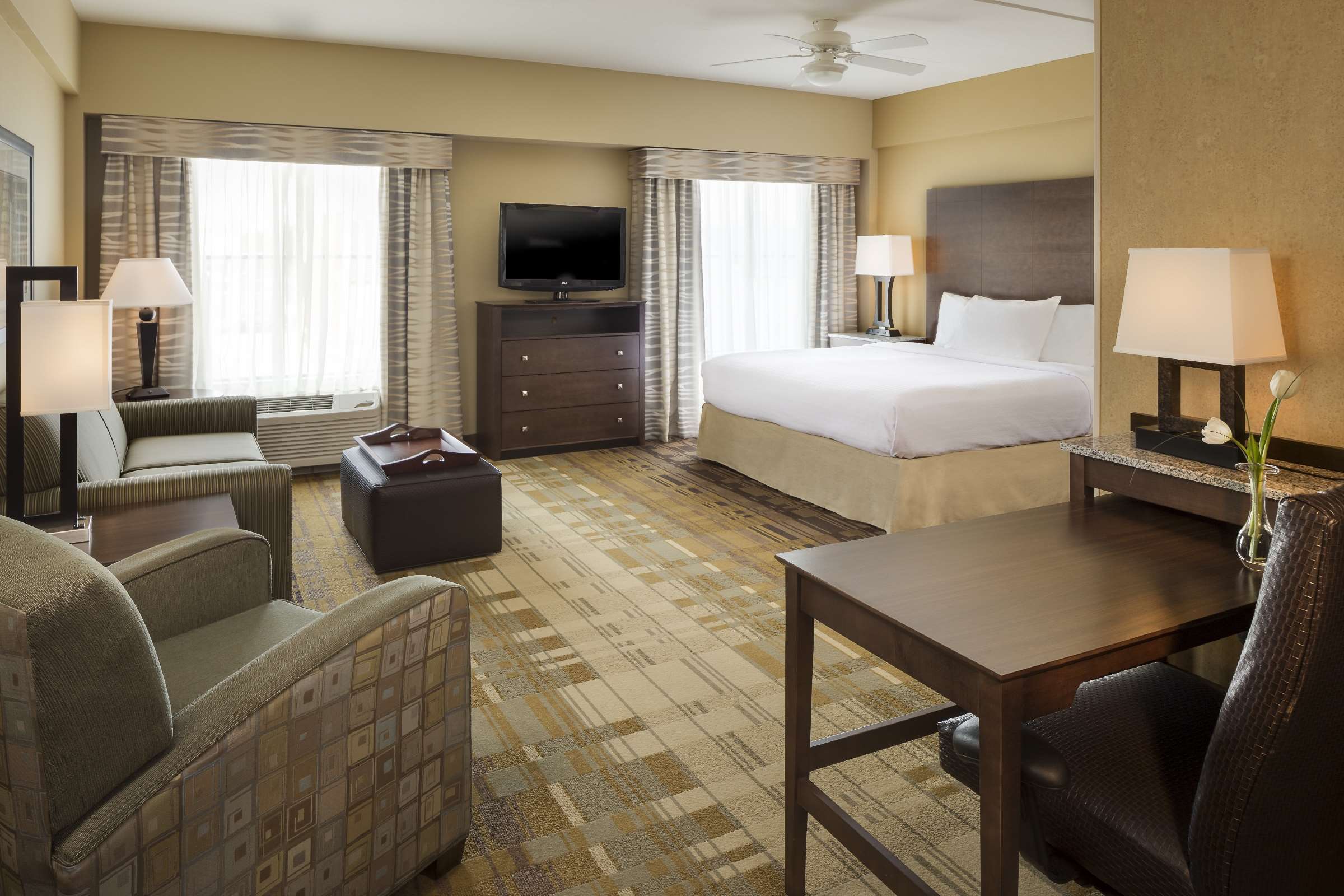 Guest room