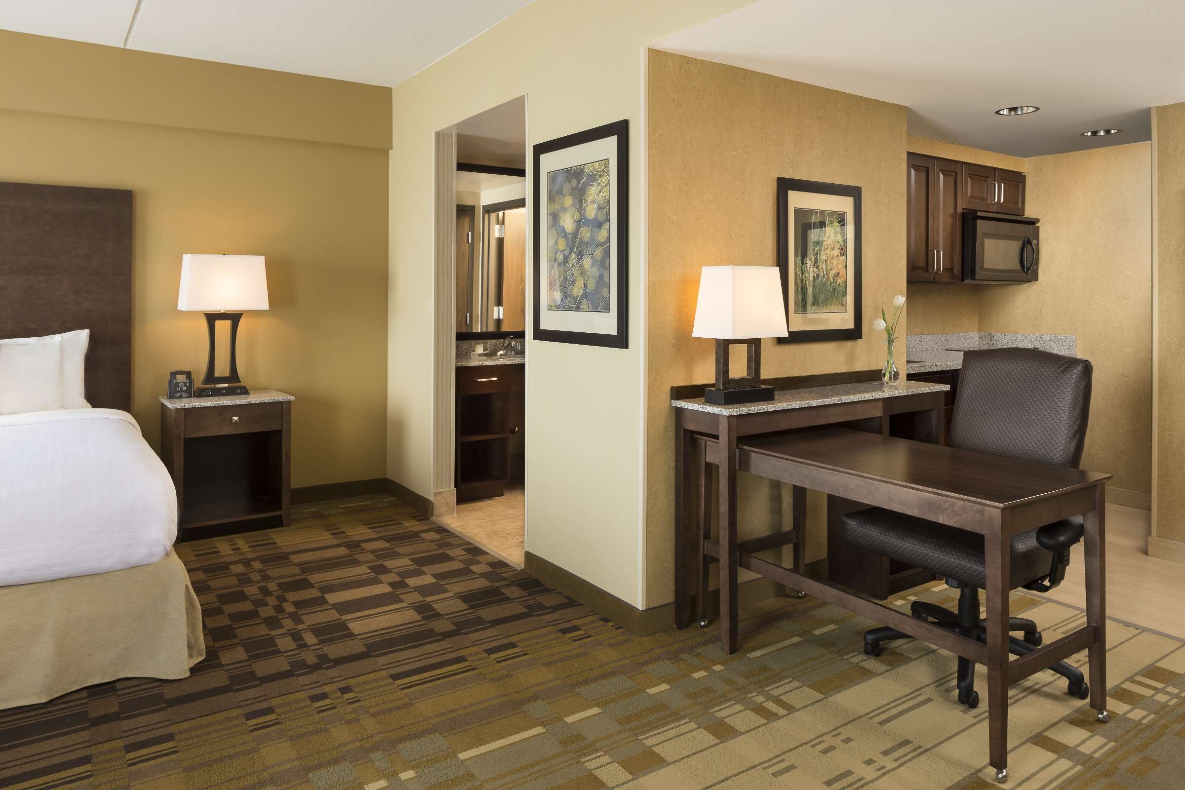 Guest room