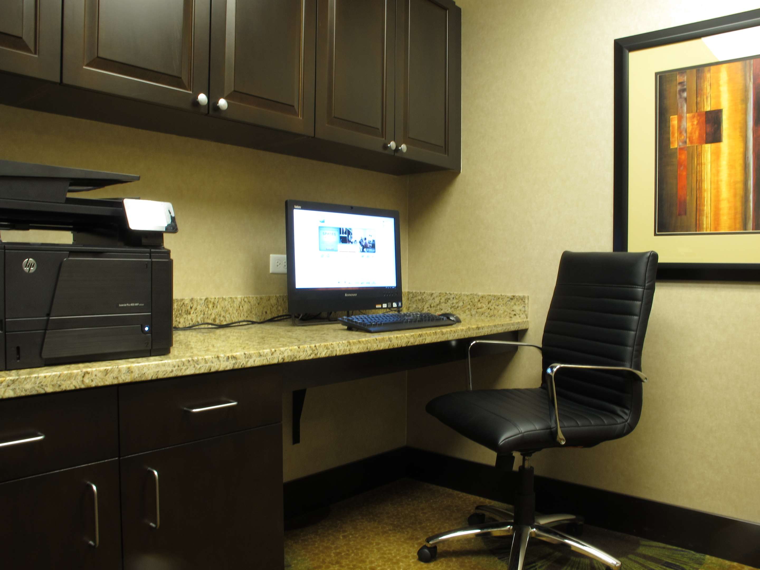 Business Center | Homewood Suites by Hilton Coralville - Iowa River Landing