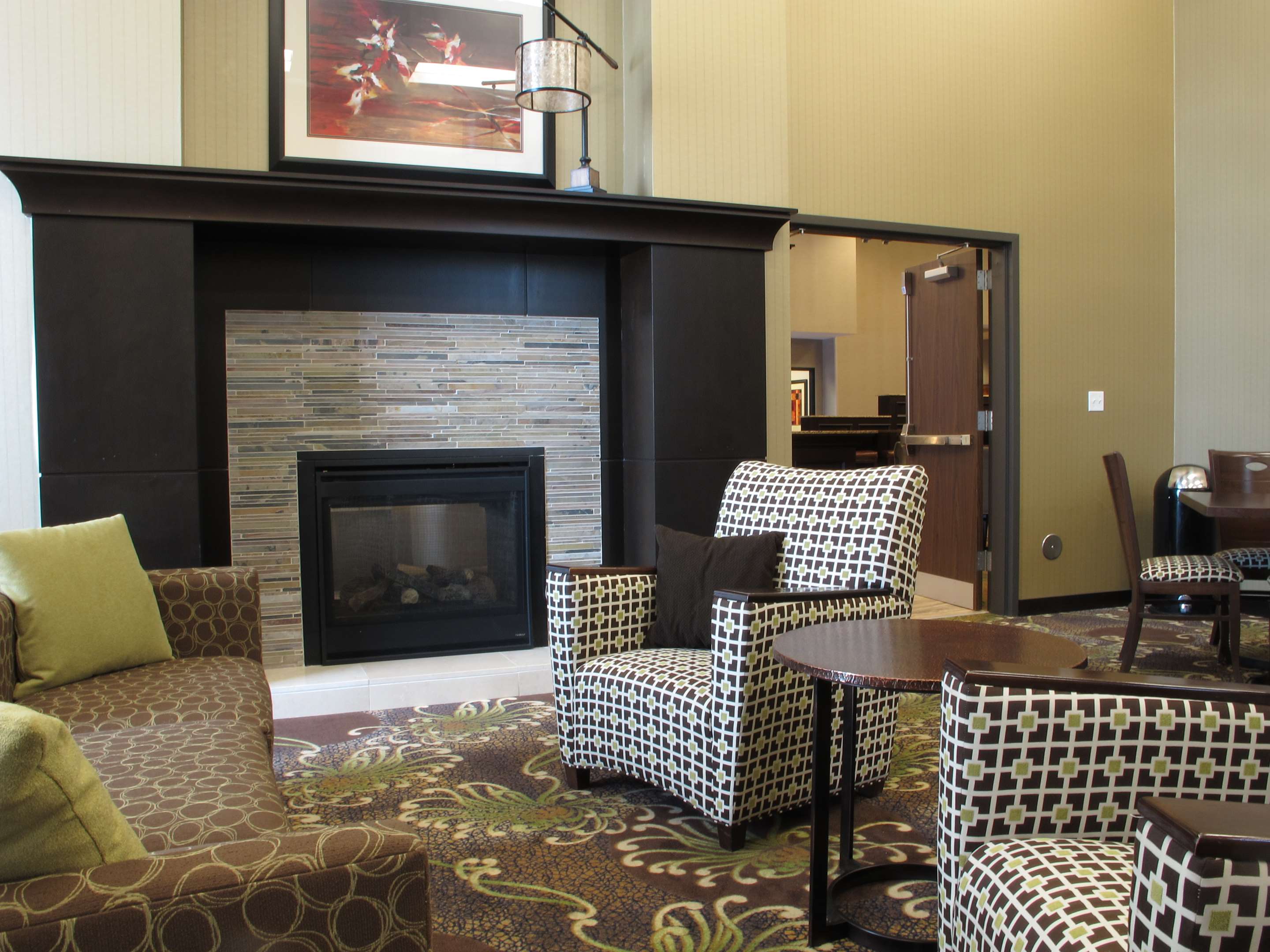Lobby | Homewood Suites by Hilton Coralville - Iowa River Landing