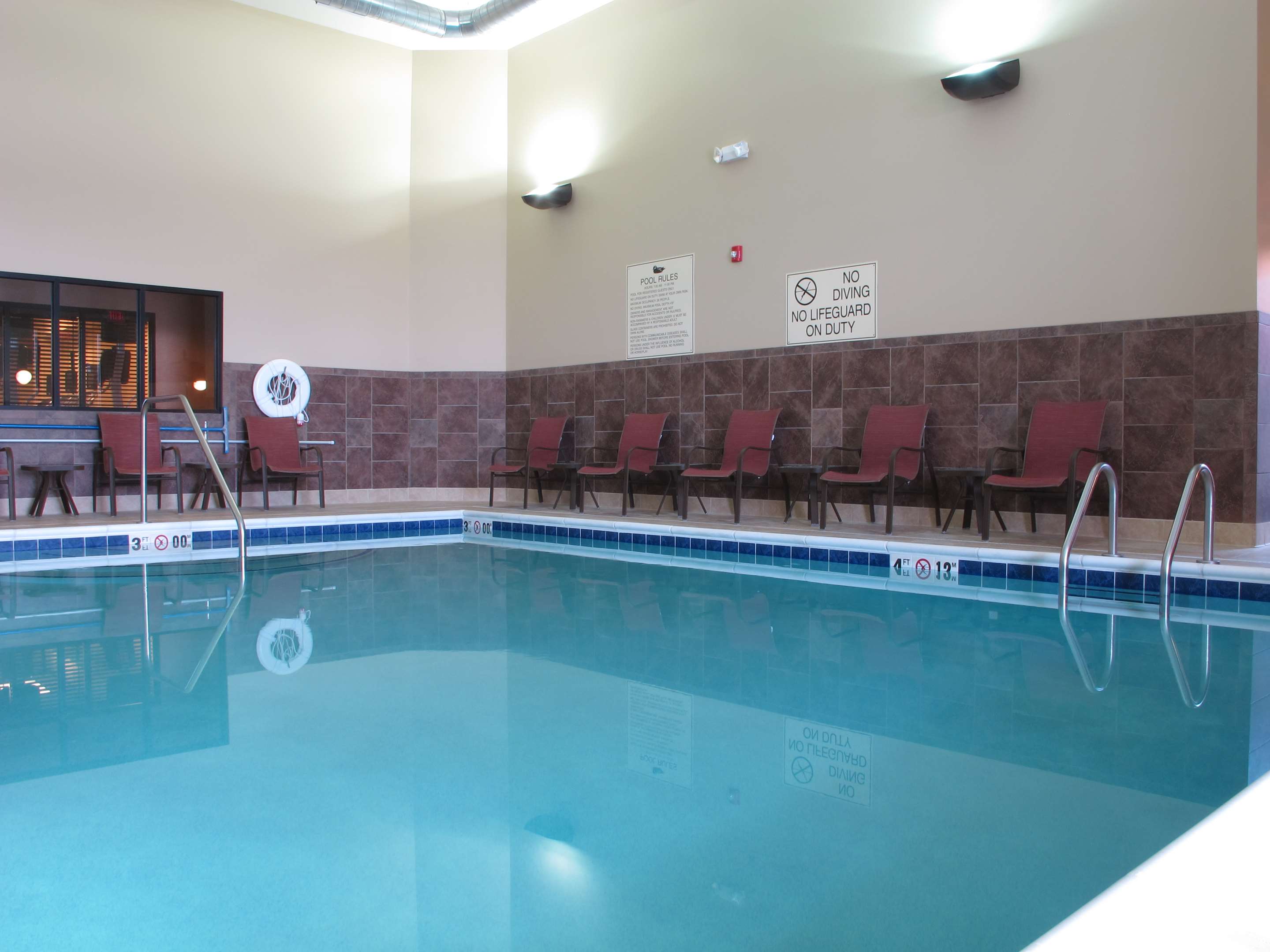 Pool | Homewood Suites by Hilton Coralville - Iowa River Landing