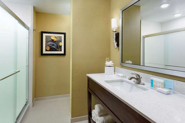  - Hampton Inn & Suites Williamsport