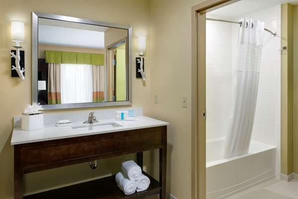  - Hampton Inn & Suites Williamsport