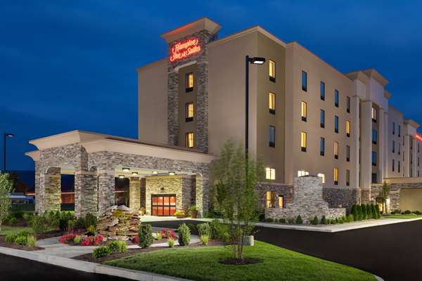 Exterior view - Hampton Inn & Suites Williamsport
