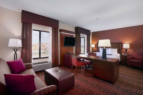  - Hampton Inn & Suites Williston