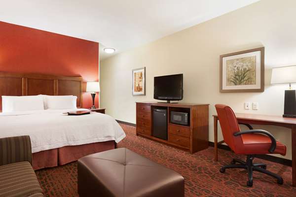  - Hampton Inn & Suites Williston