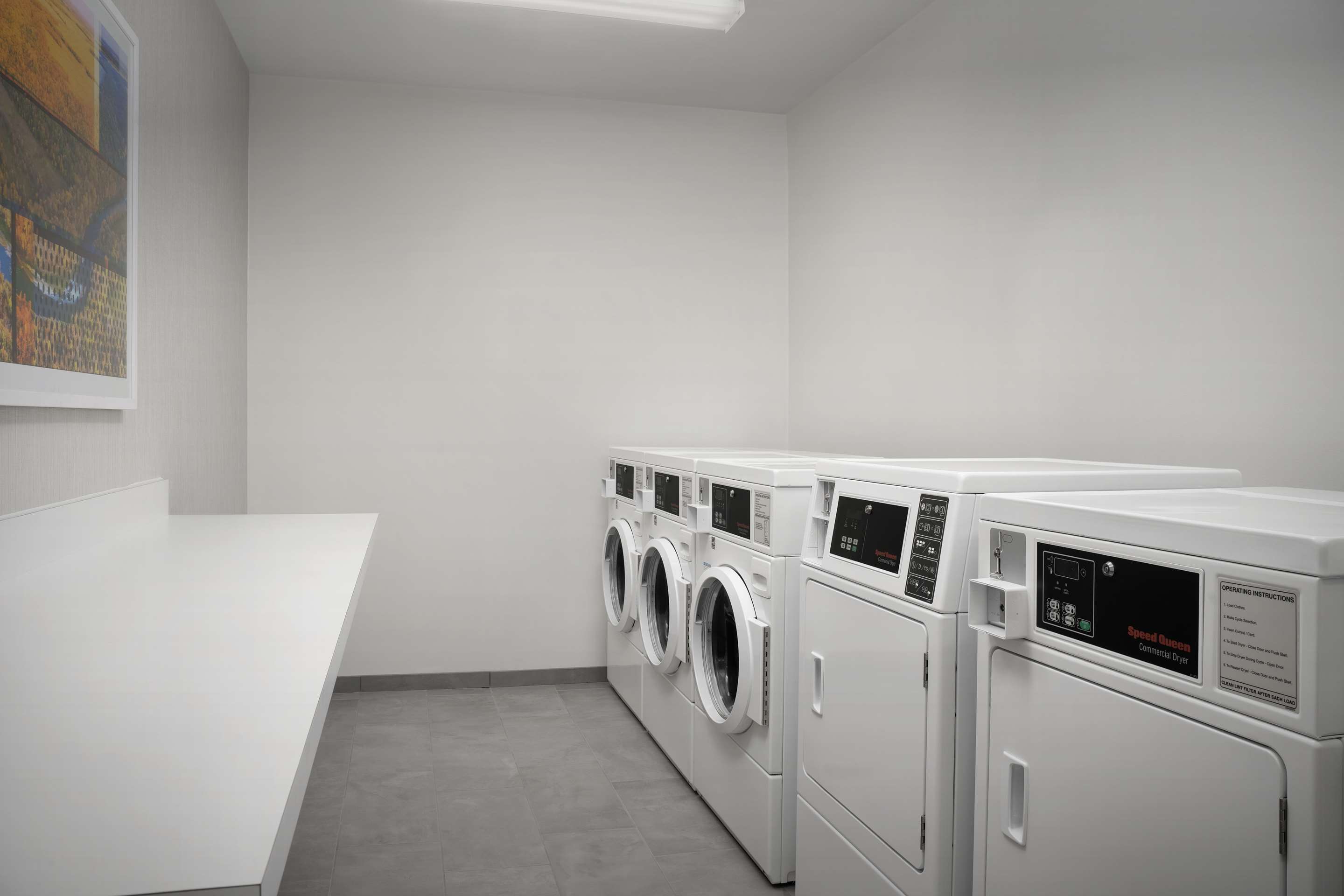 Laundry | Hampton Inn & Suites Williston