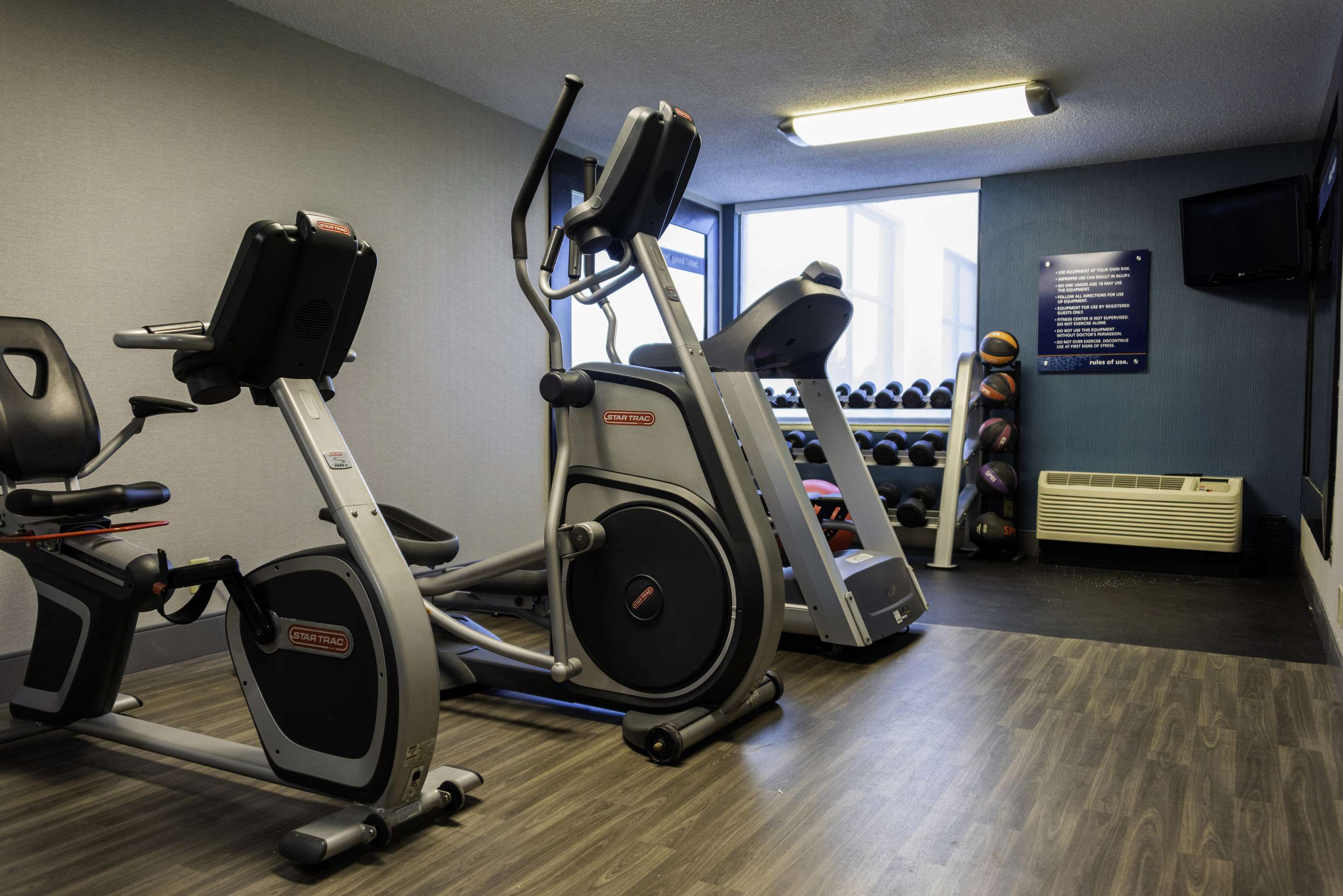 Health club fitness center gym | Hampton Inn Kinston