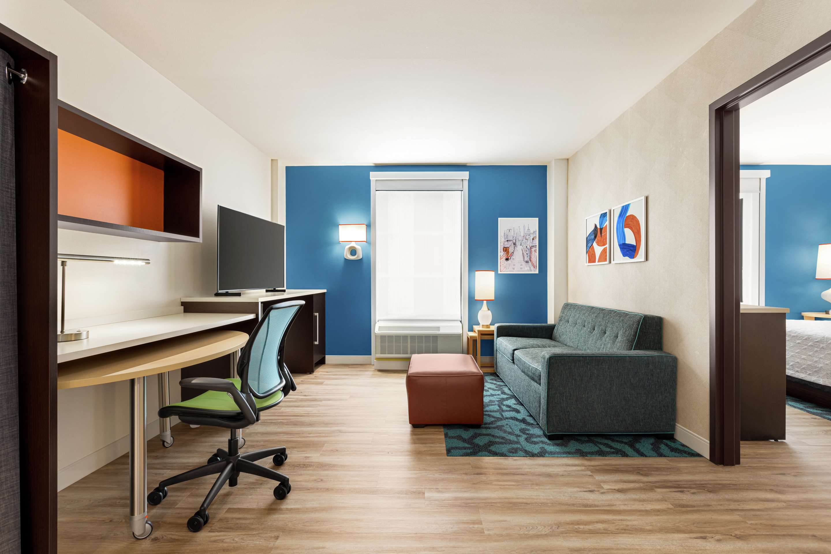 Guest room