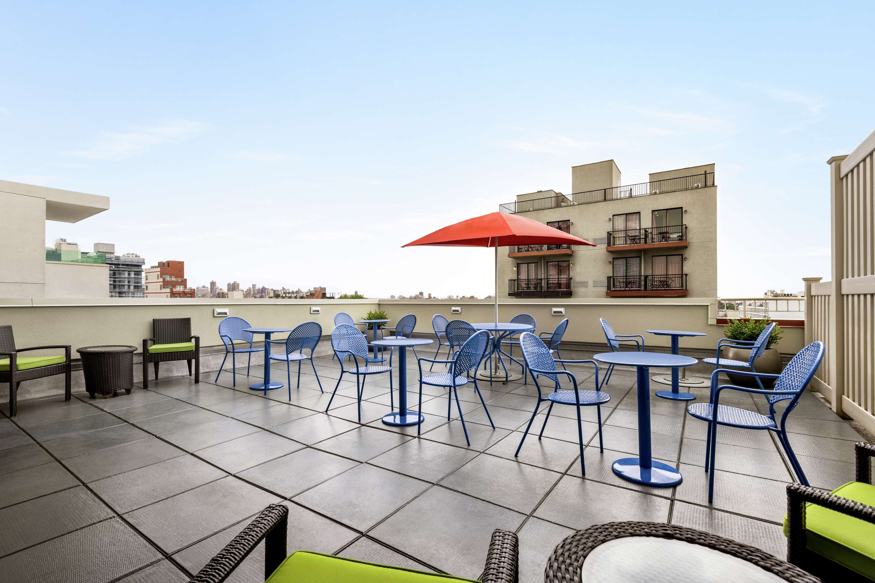 Exterior | Home2 Suites by Hilton NY Long Island City/Manhattan View