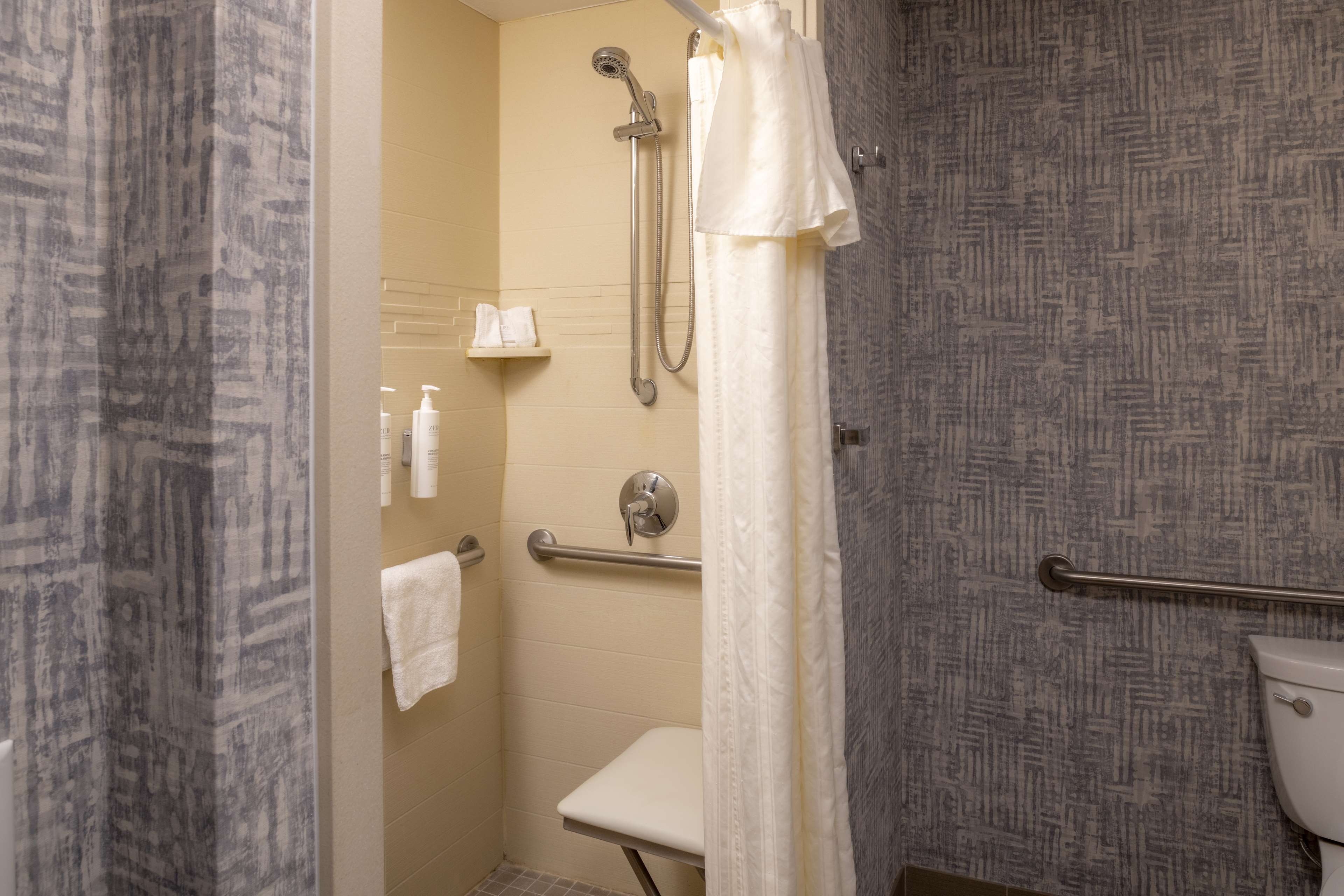 Homewood Suites by Hilton Jackson Room Type - 1KG MOB HR ACC RI-S STE NS