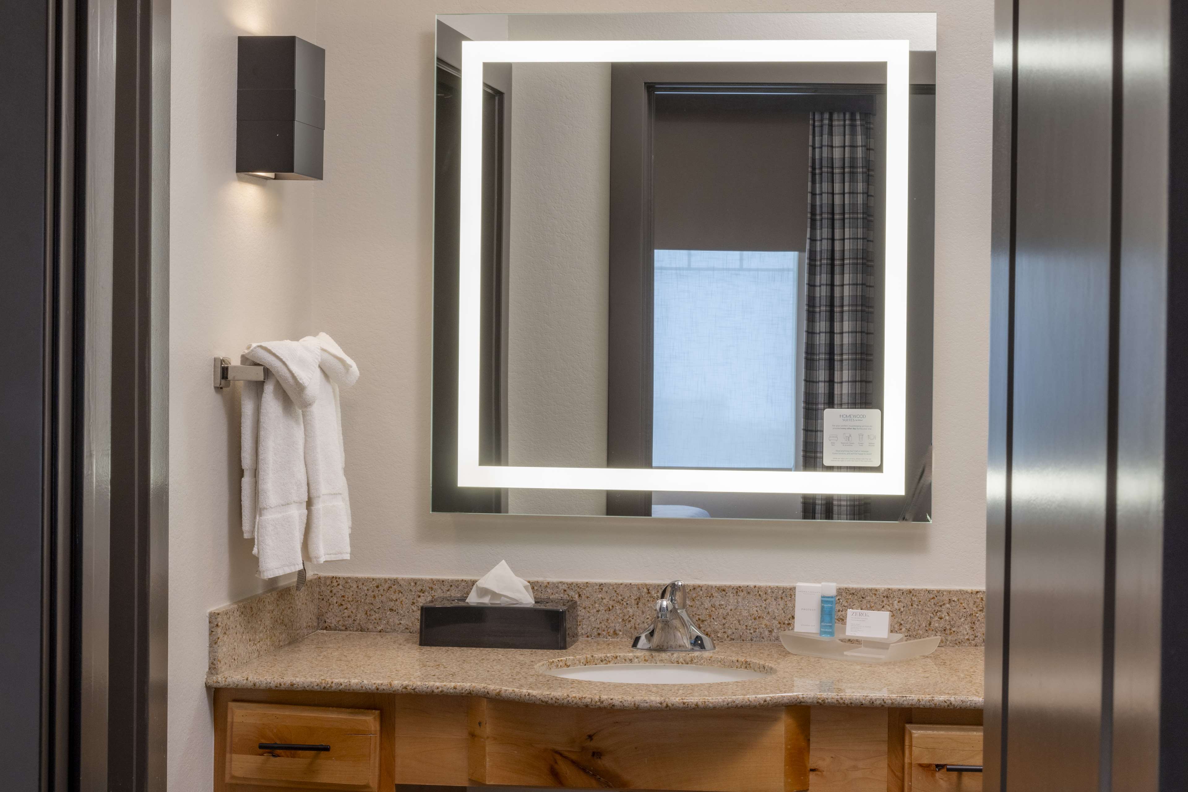 Homewood Suites by Hilton Jackson Room Type - 2DBL 1BDRM FIREPLC NONSMOK