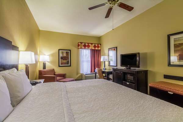  - Hampton Inn Clinton - I-20, Exit 36