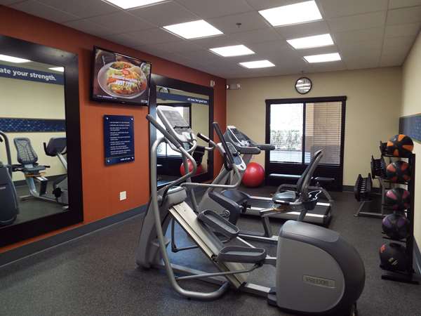 Fitness/ Exercise Room - Hampton Inn Clinton - I-20, Exit 36
