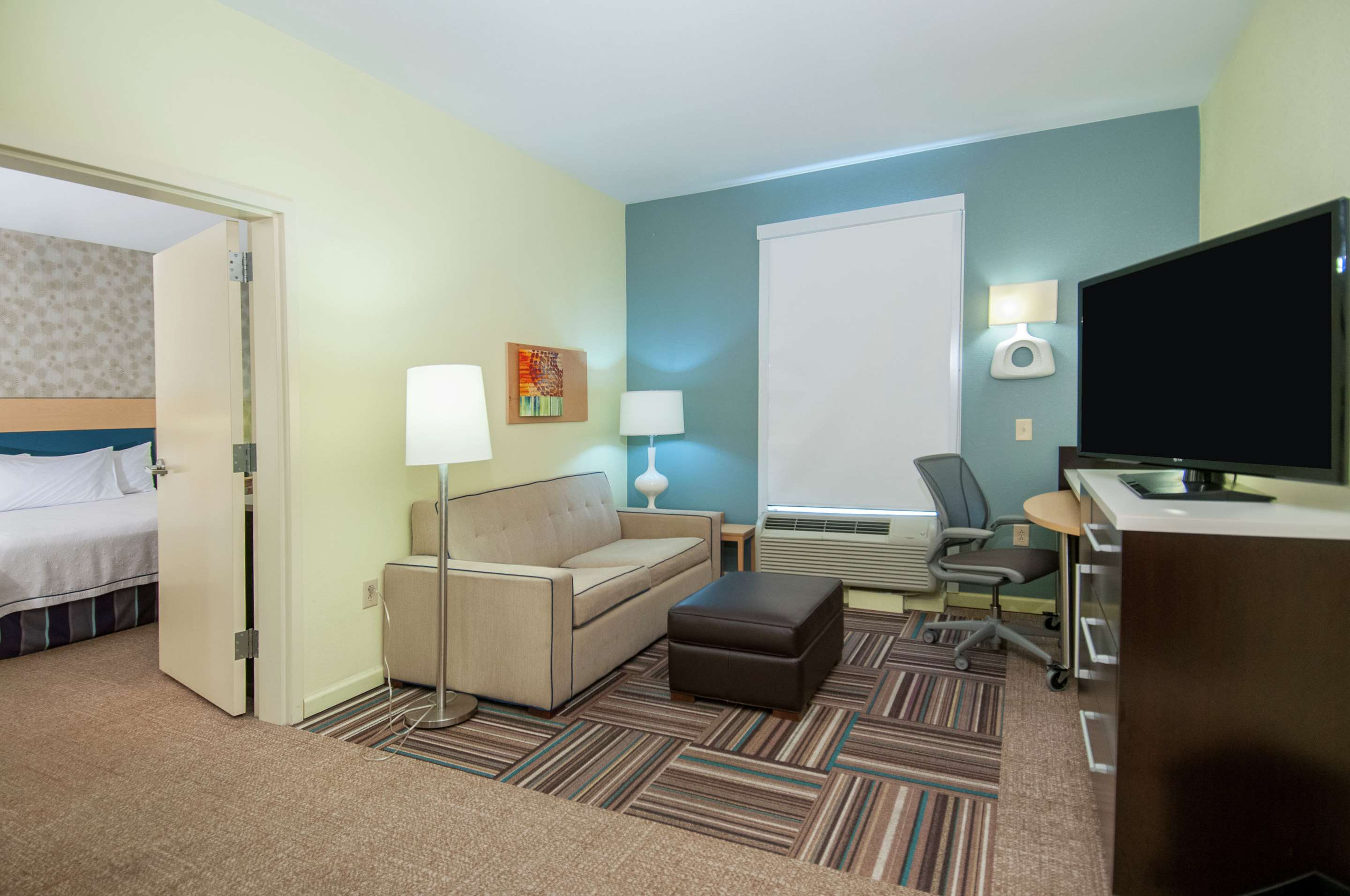 Guest room