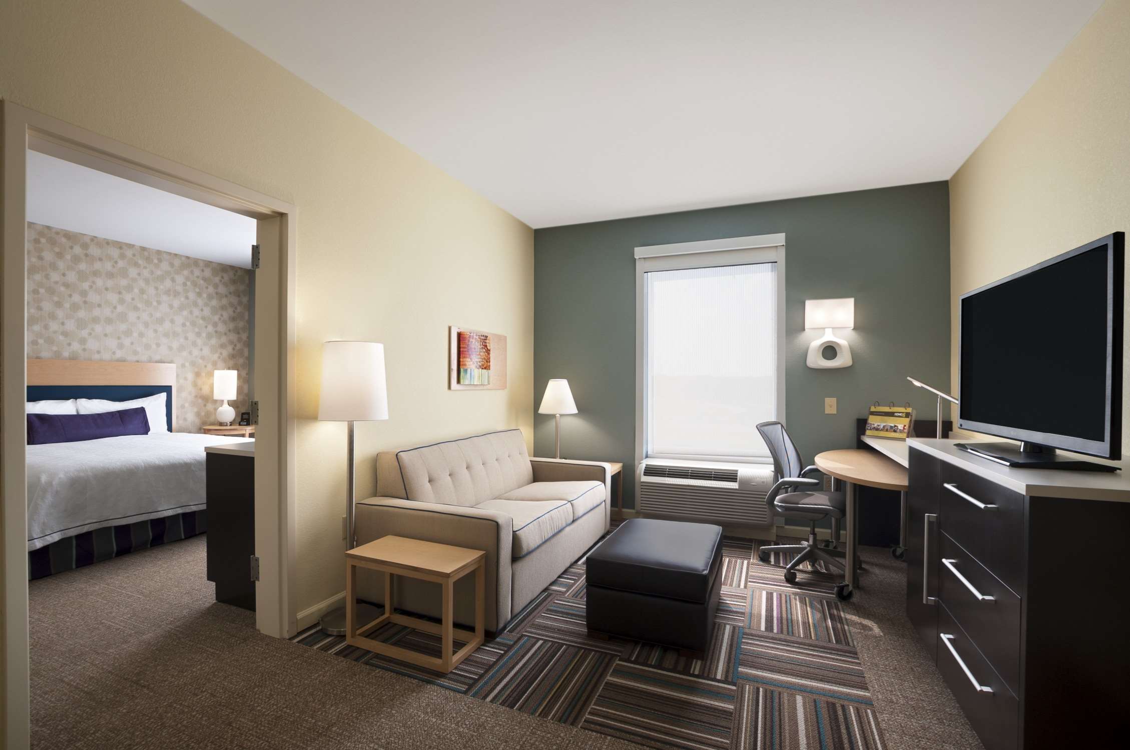Guest room