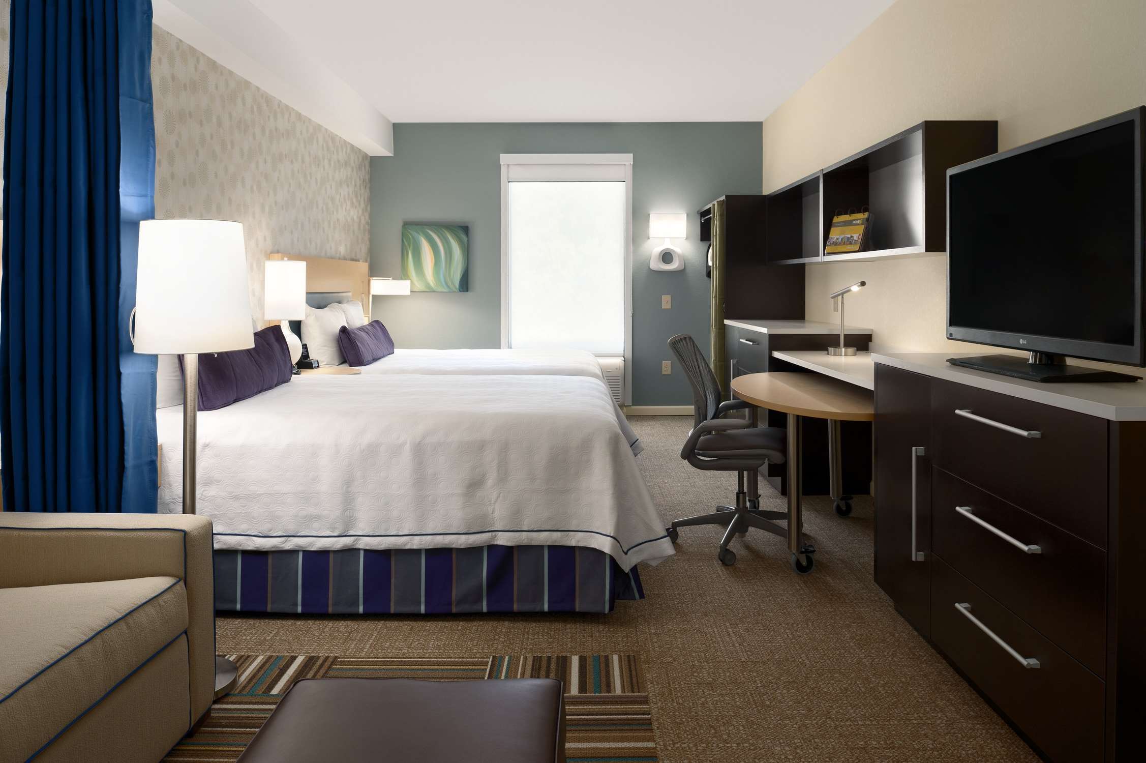 Guest room