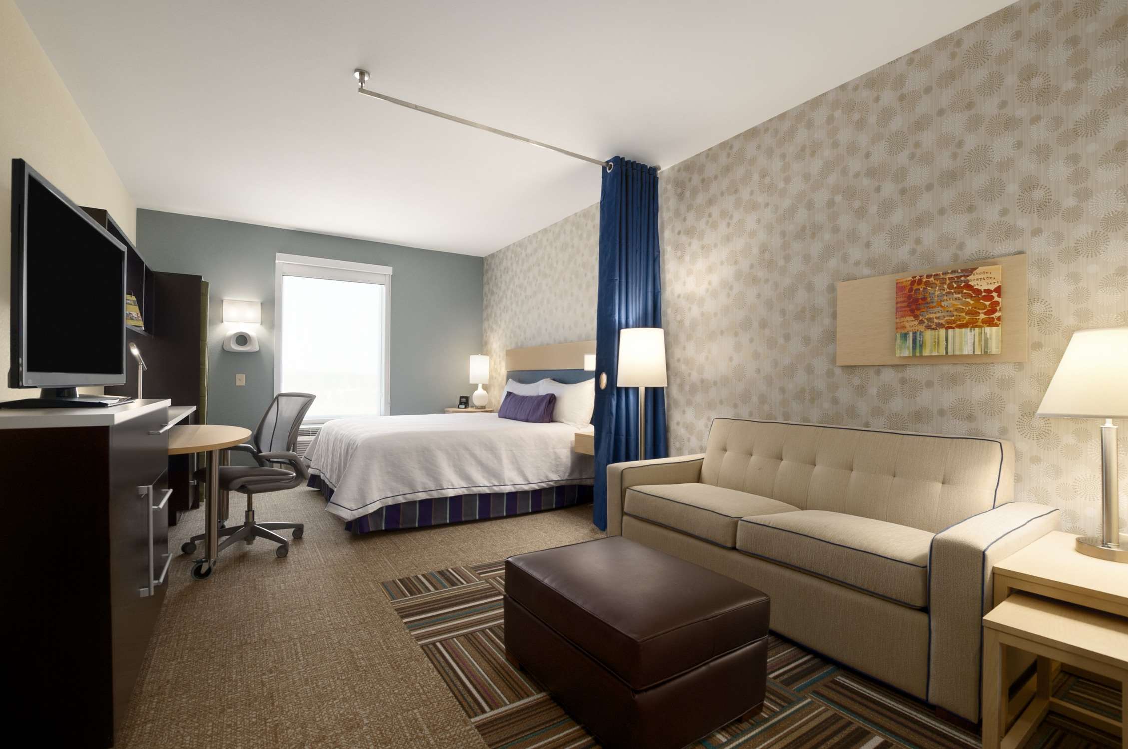 Guest room