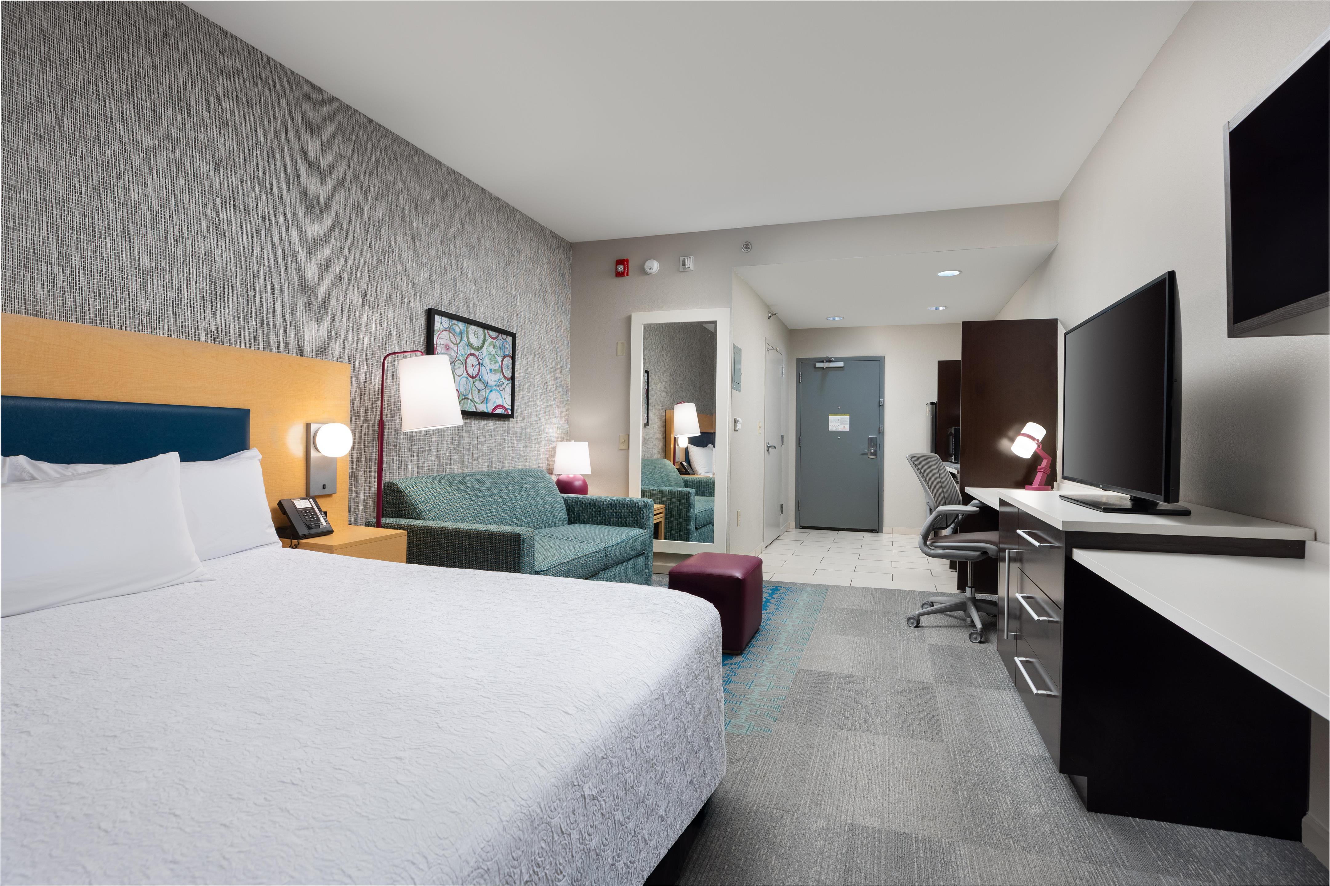 Guest room