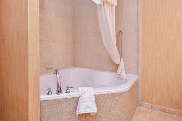  - Homewood Suites by Hilton Southbank Jacksonville - I-95, Exit 348 & 350B