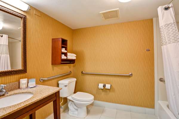  - Hampton Inn Central Jacksonville - I-95, Exit 348 & 350B