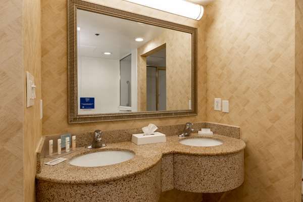  - Hampton Inn & Suites Deerwood Park Jacksonville