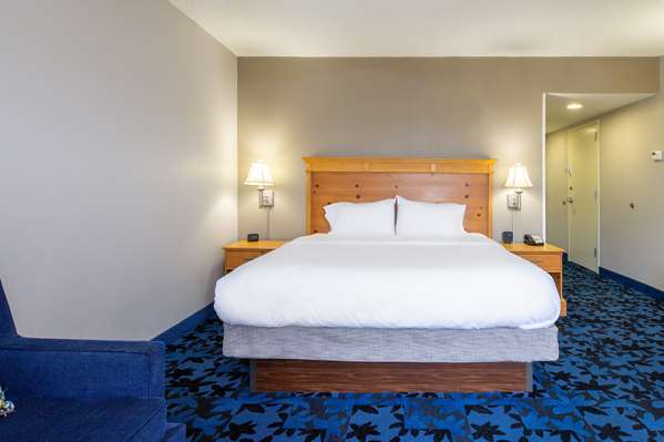  - Hampton Inn & Suites Deerwood Park Jacksonville