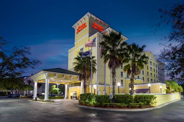 Exterior view - Hampton Inn & Suites Deerwood Park Jacksonville