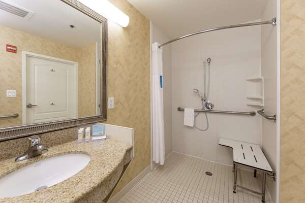  - Hampton Inn & Suites Deerwood Park Jacksonville