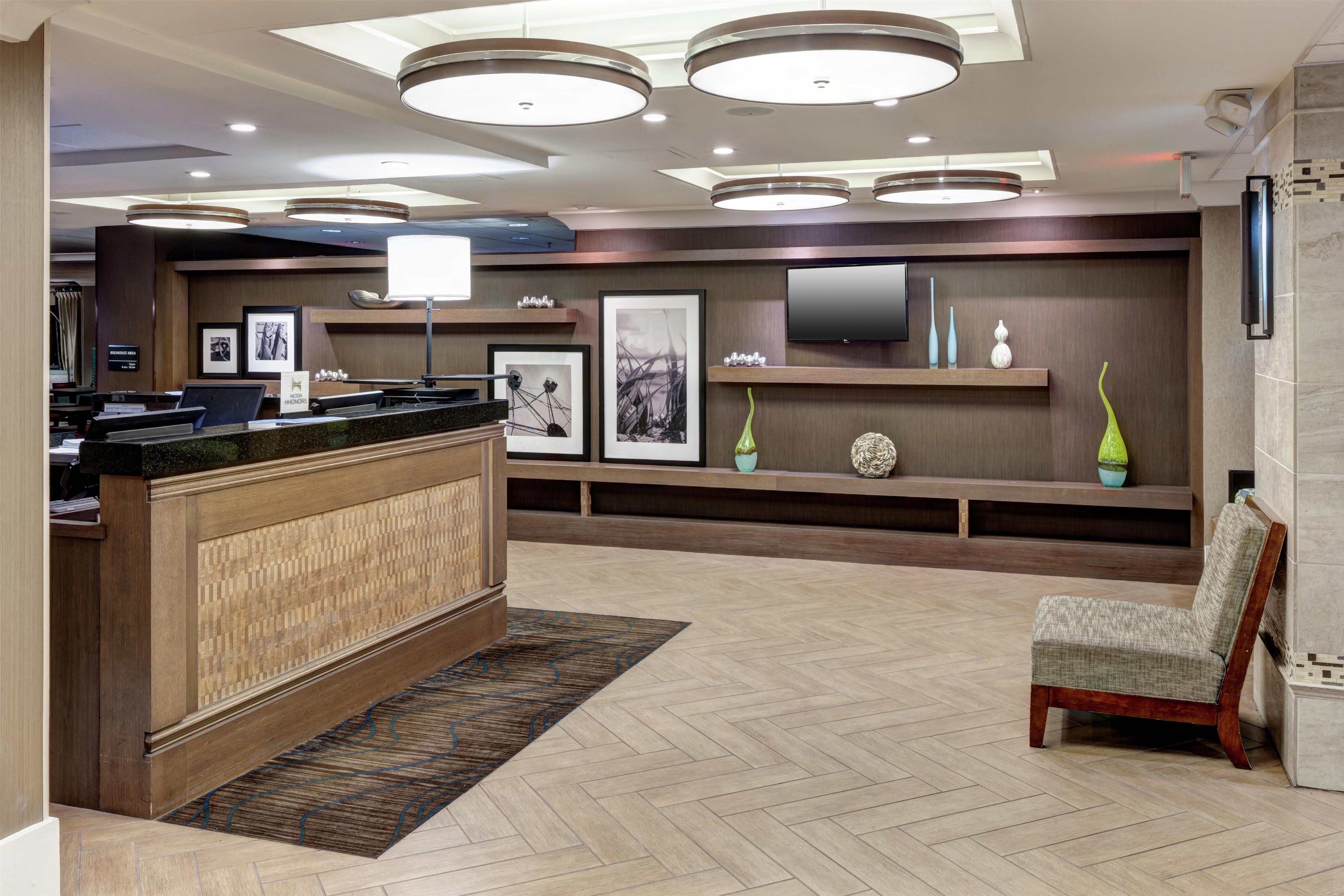 Reception | Hampton Inn Jacksonville Beach/Oceanfront