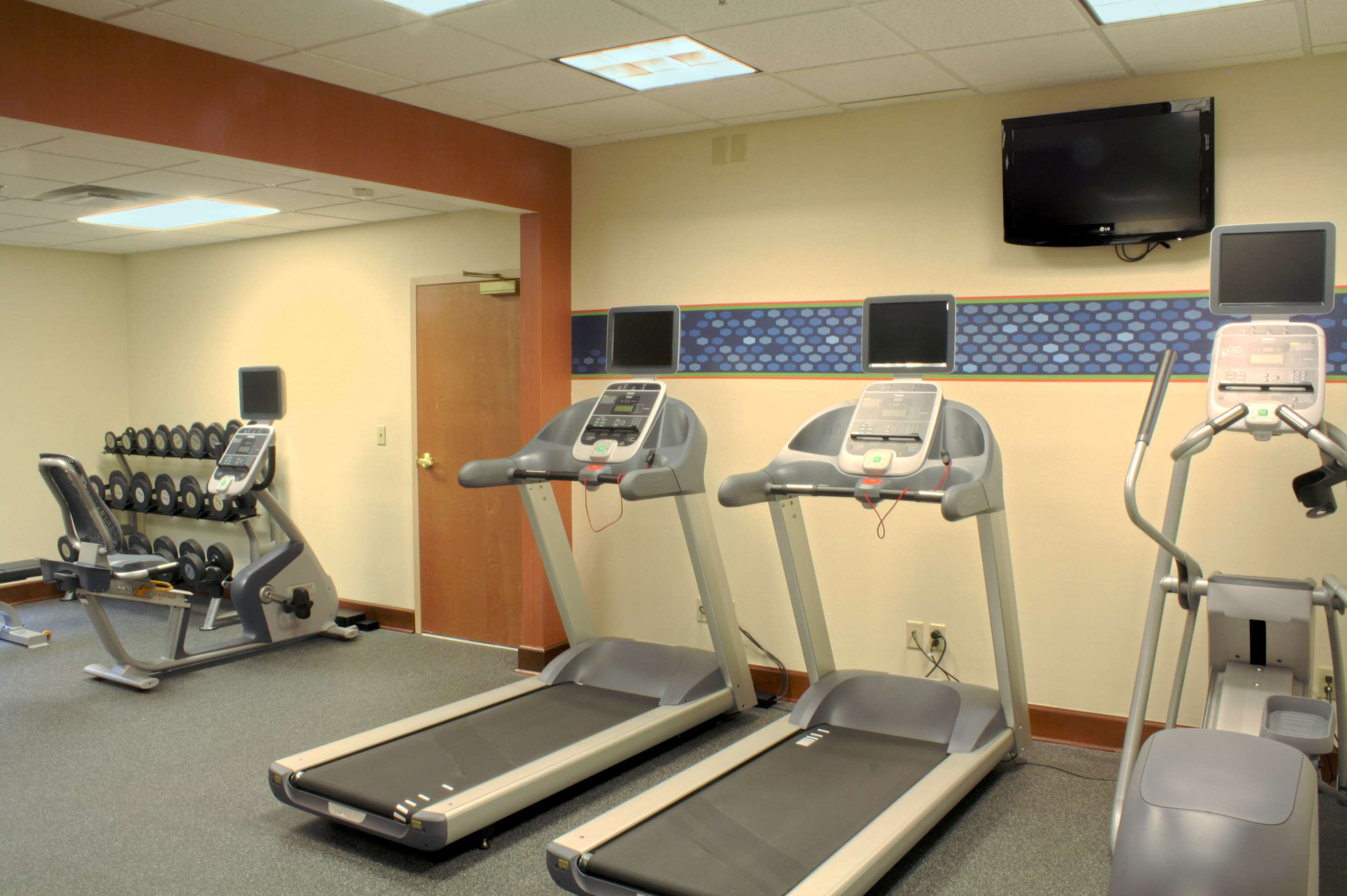 Health club fitness center gym | Hampton Inn Jacksonville I-10 West