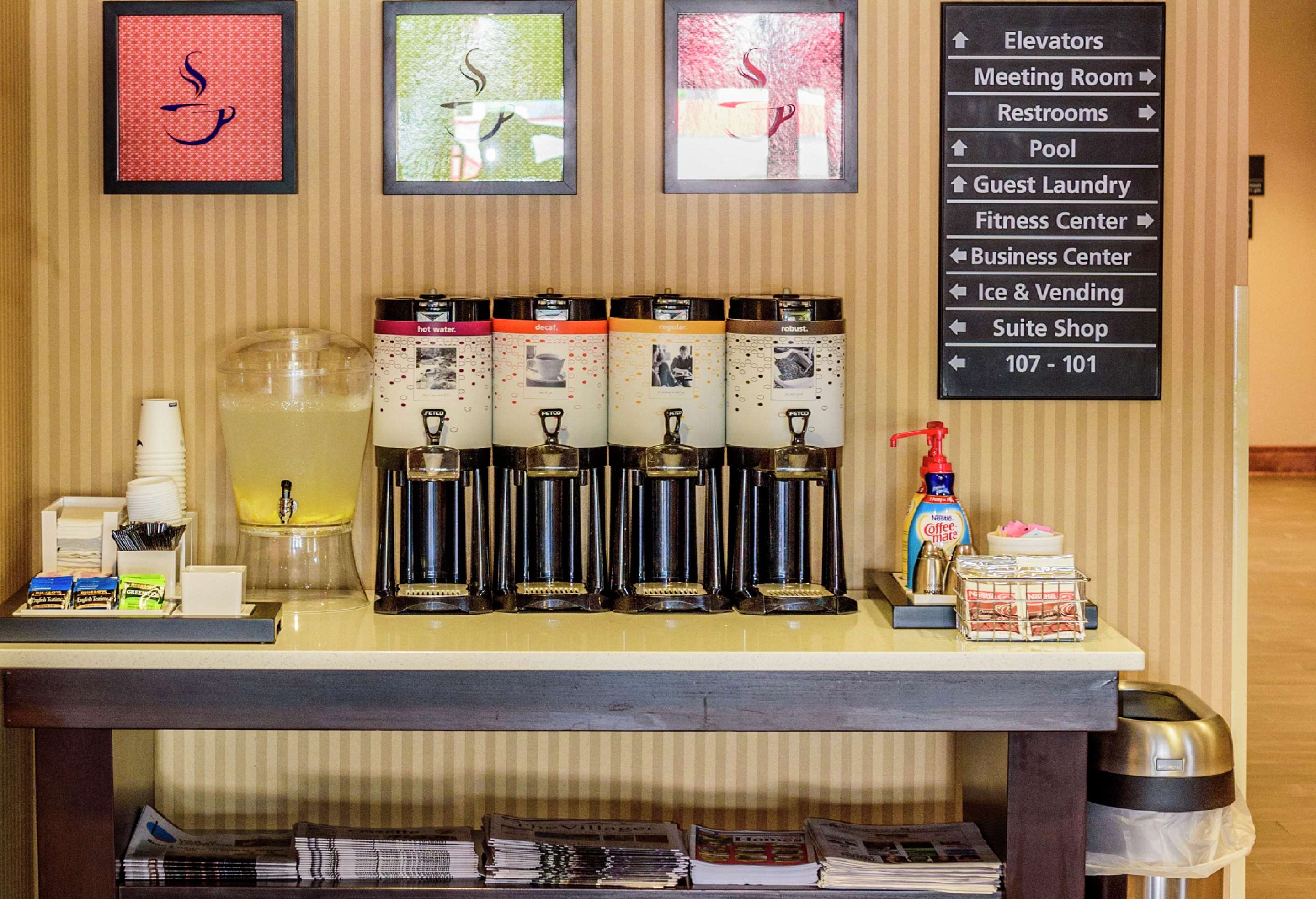 Restaurant | Hampton Inn & Suites Jamestown