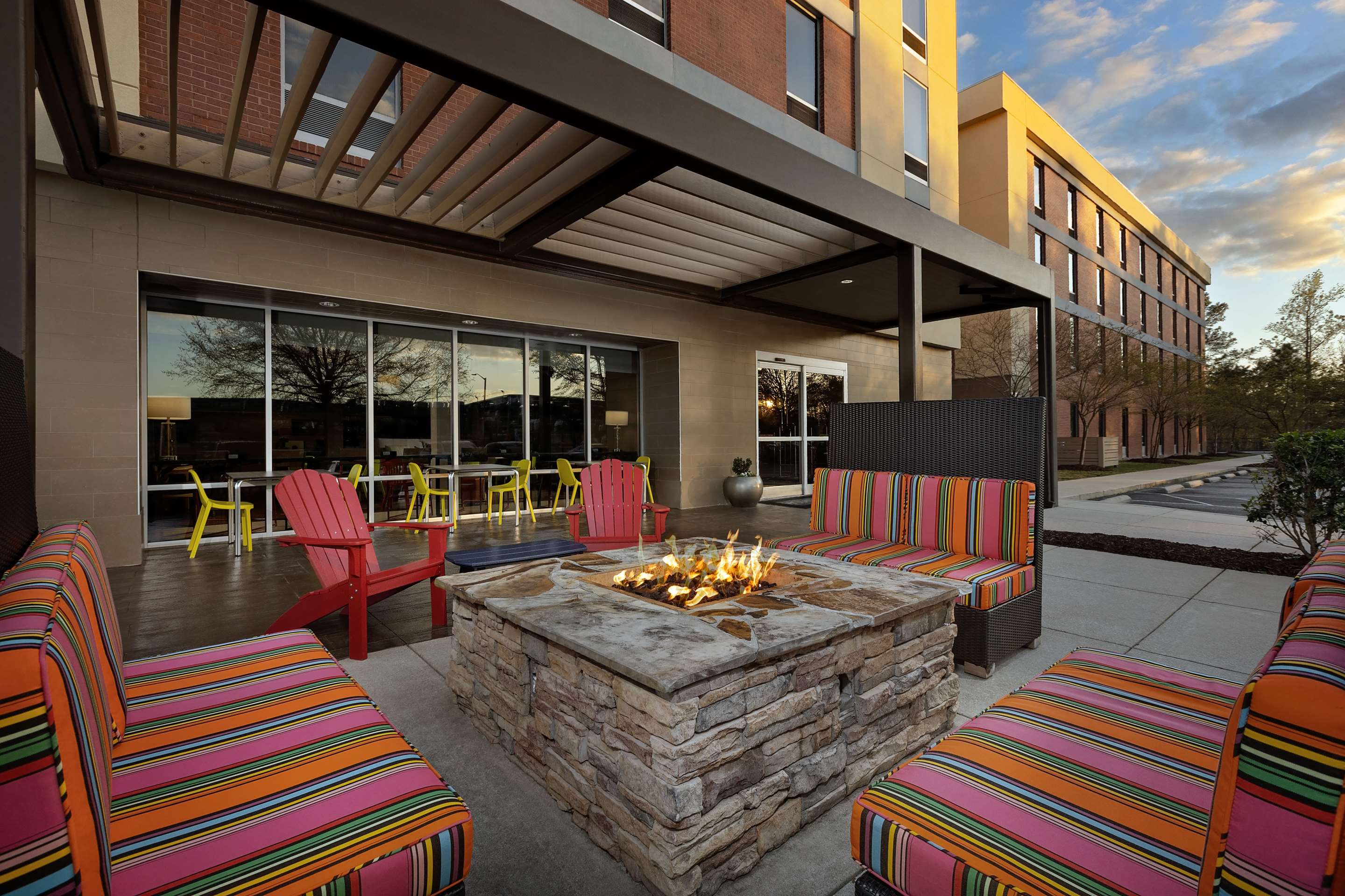 Exterior | Home2 Suites by Hilton Jacksonville, NC