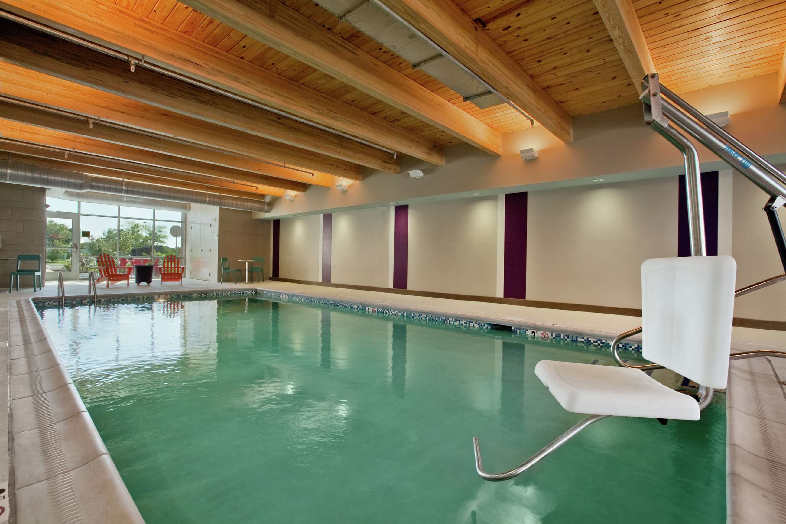 Pool | Home2 Suites by Hilton Jacksonville, NC