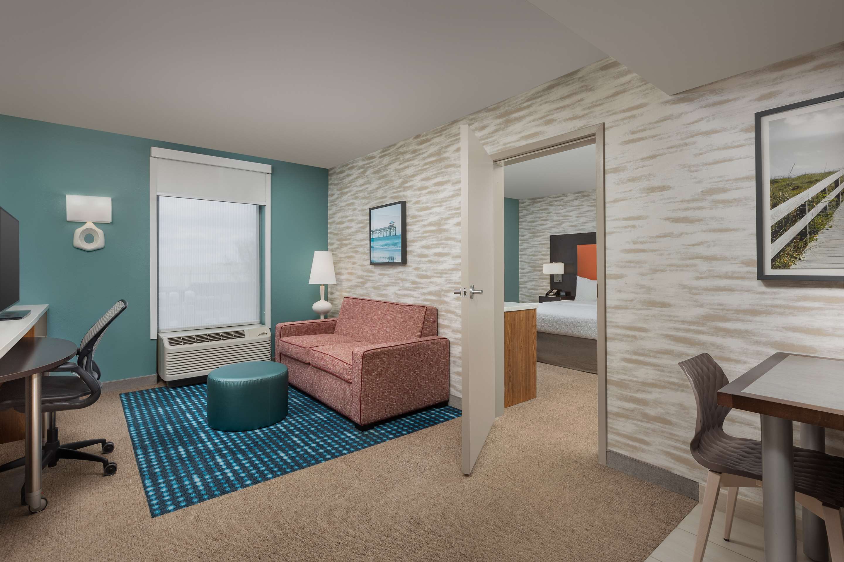 Guest room