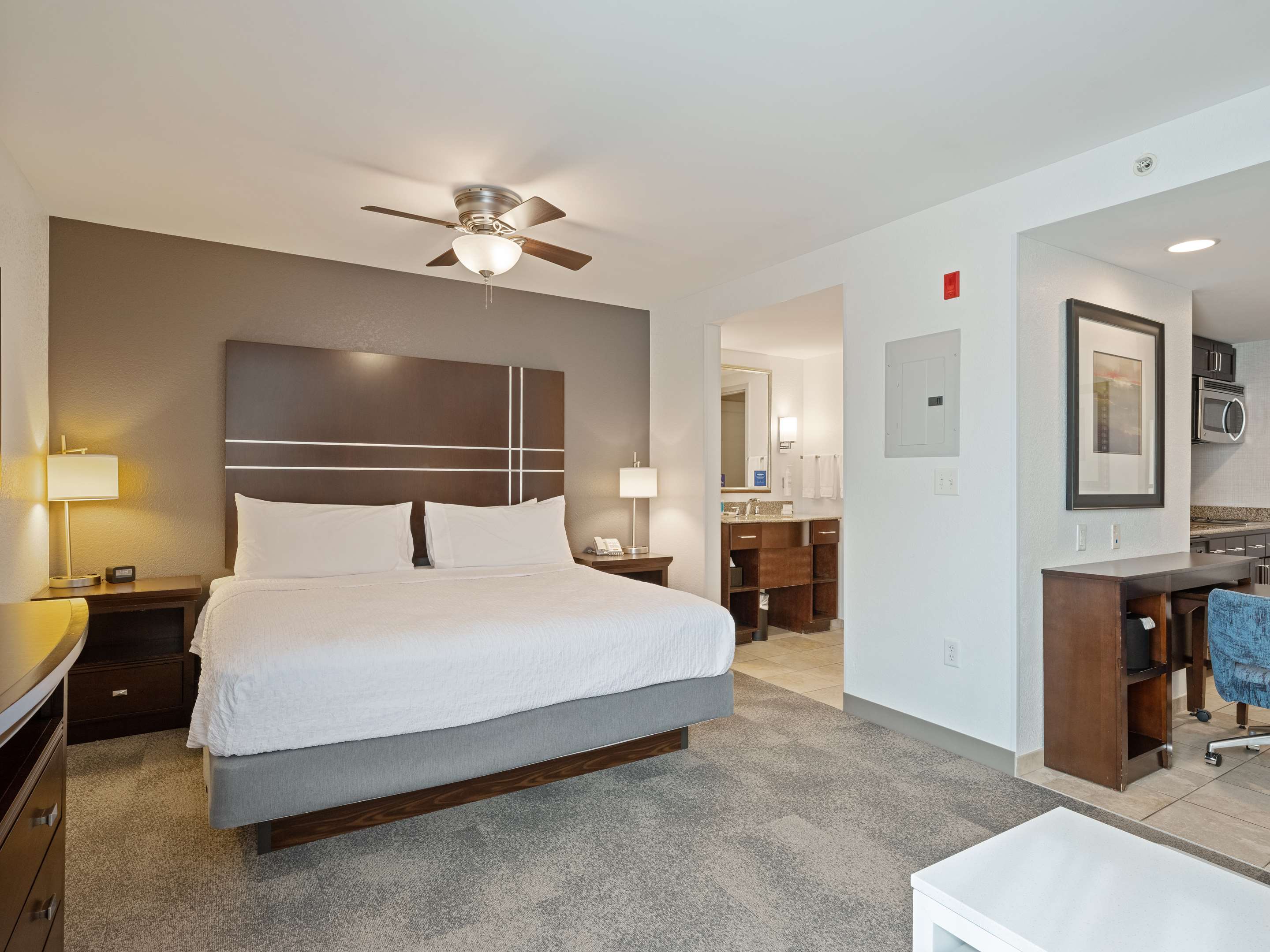 Guest room