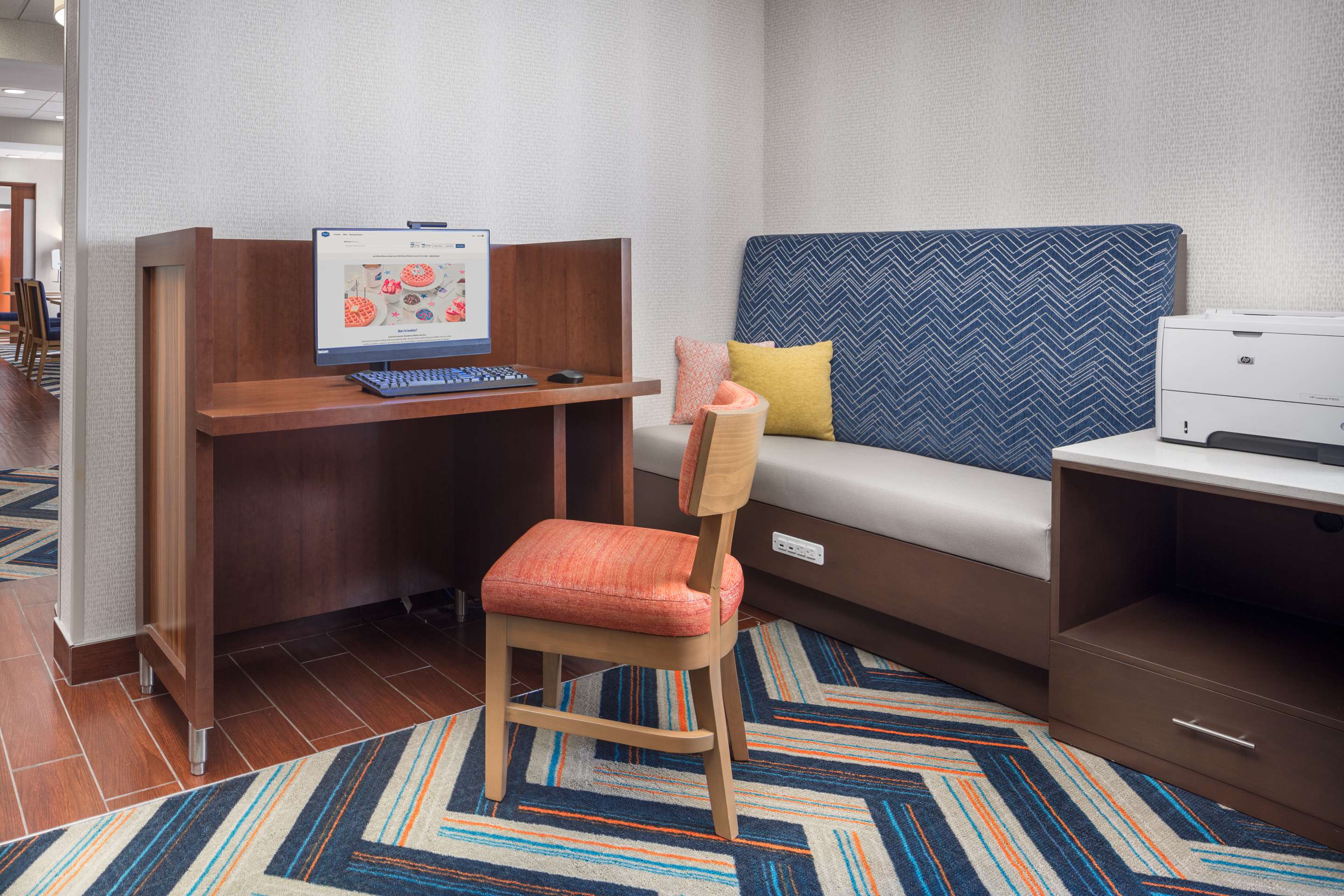 Business Center | Hampton Inn Joliet - I-55