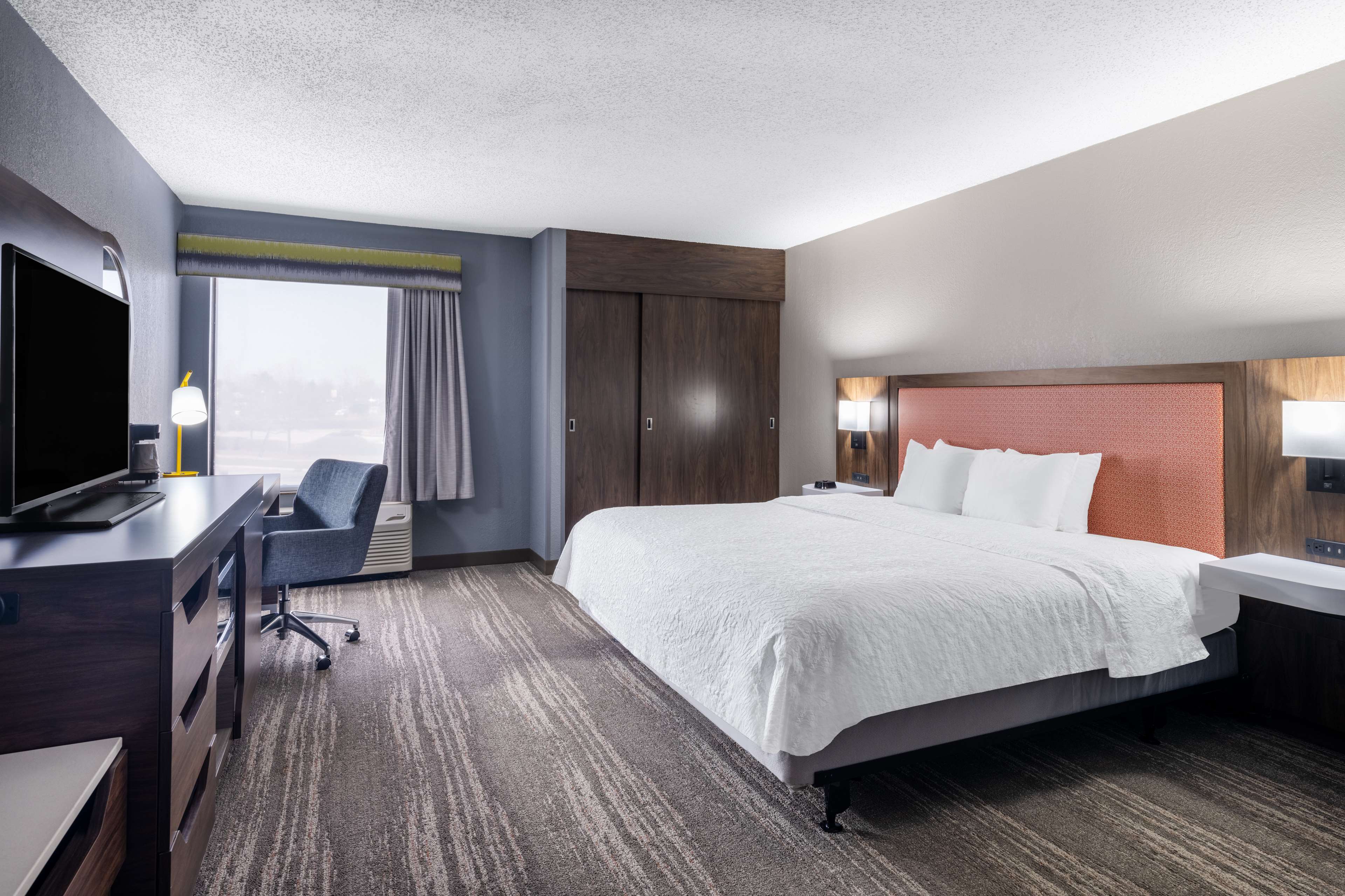 Hampton Inn Joliet I-80 Room Type - KING STANDARD-NON SMOKING