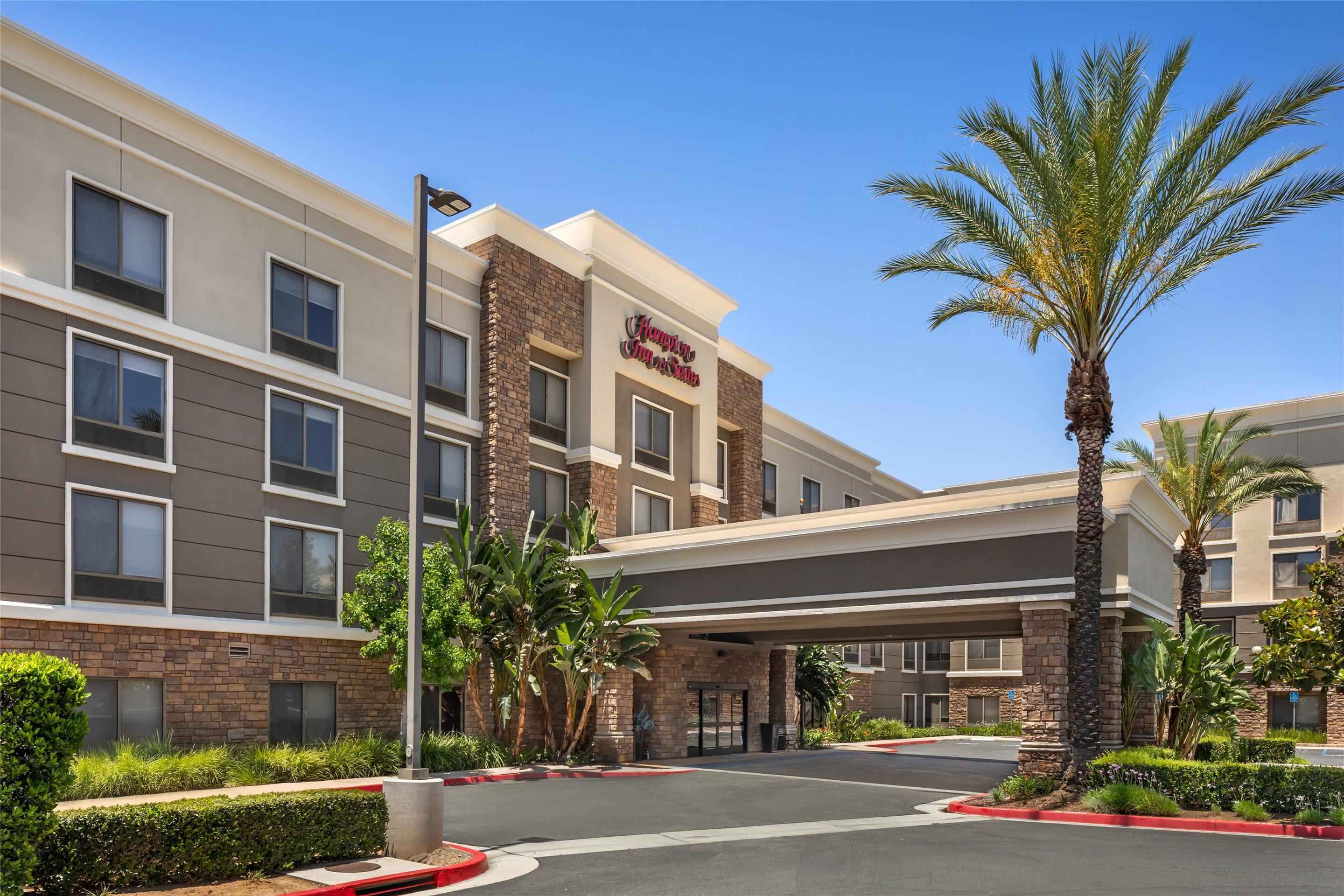 Exterior | Hampton Inn & Suites Moreno Valley