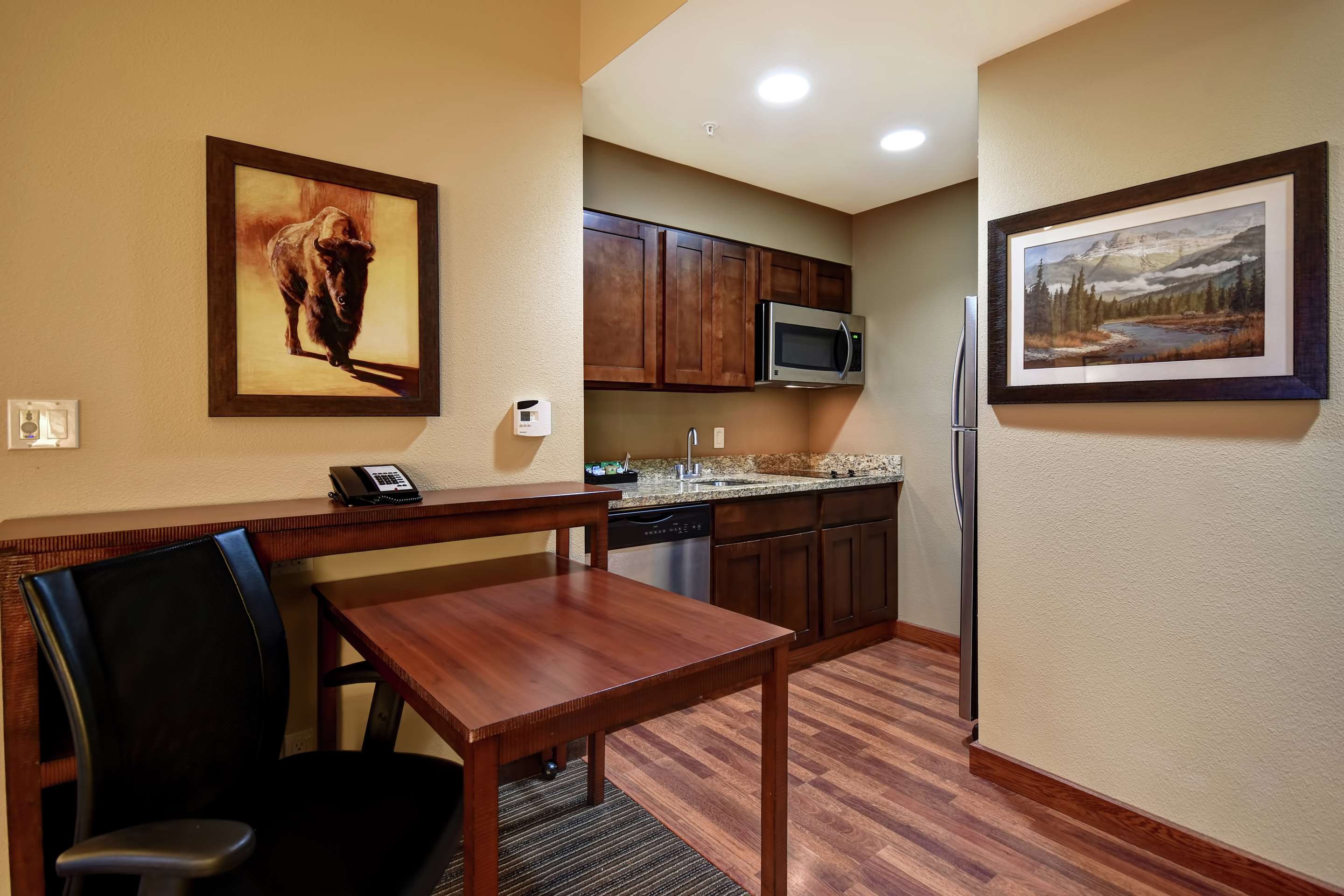 Guest room